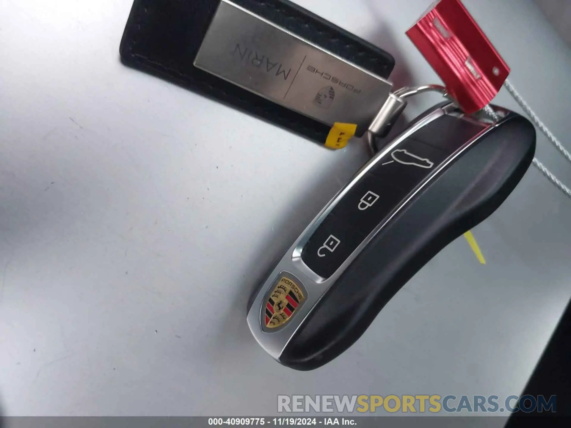 11 fotografías del automóvil dañado WP0AA2A76LL103936 PORSCHE PANAMERA 2020