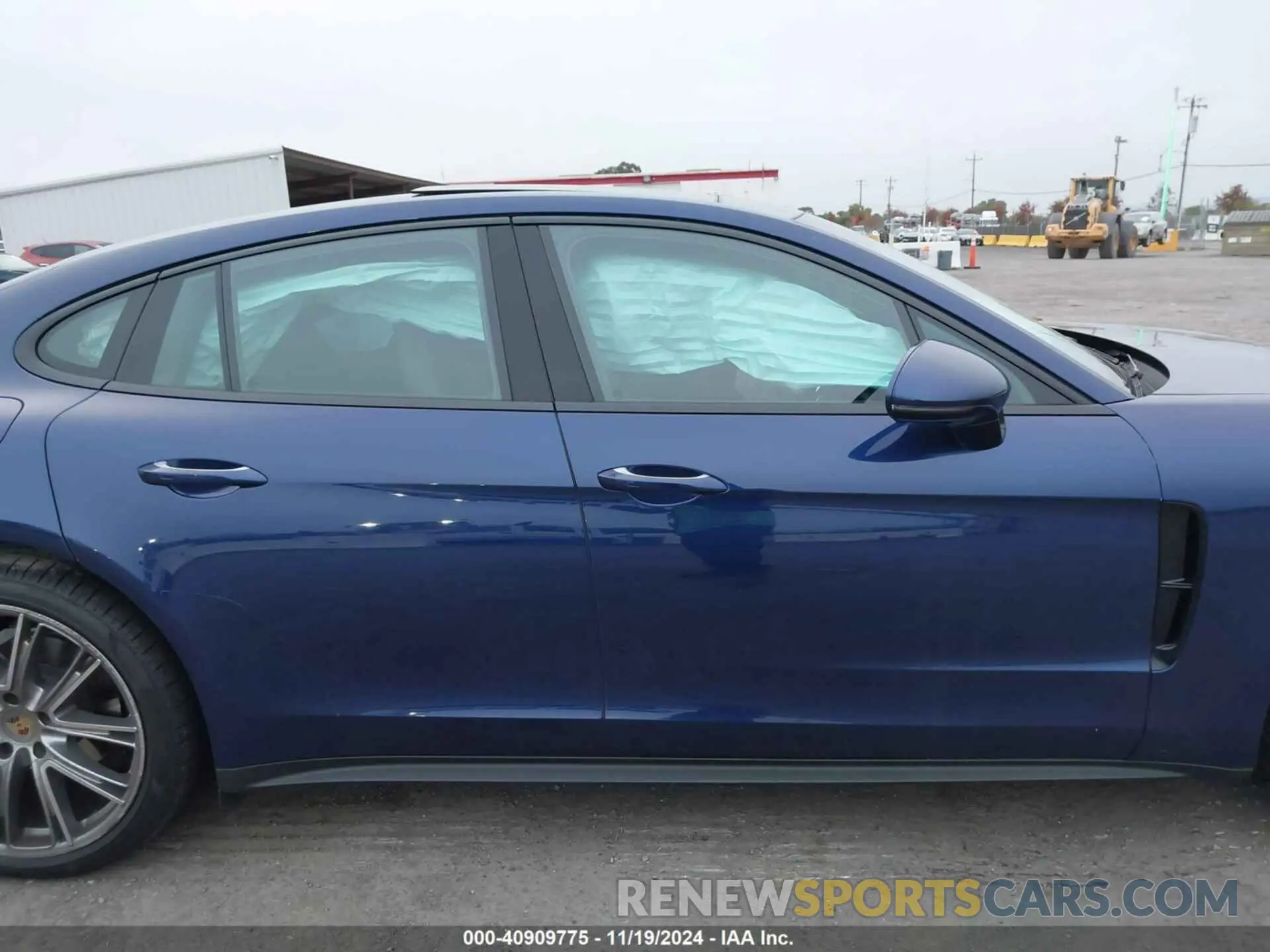 13 fotografías del automóvil dañado WP0AA2A76LL103936 PORSCHE PANAMERA 2020