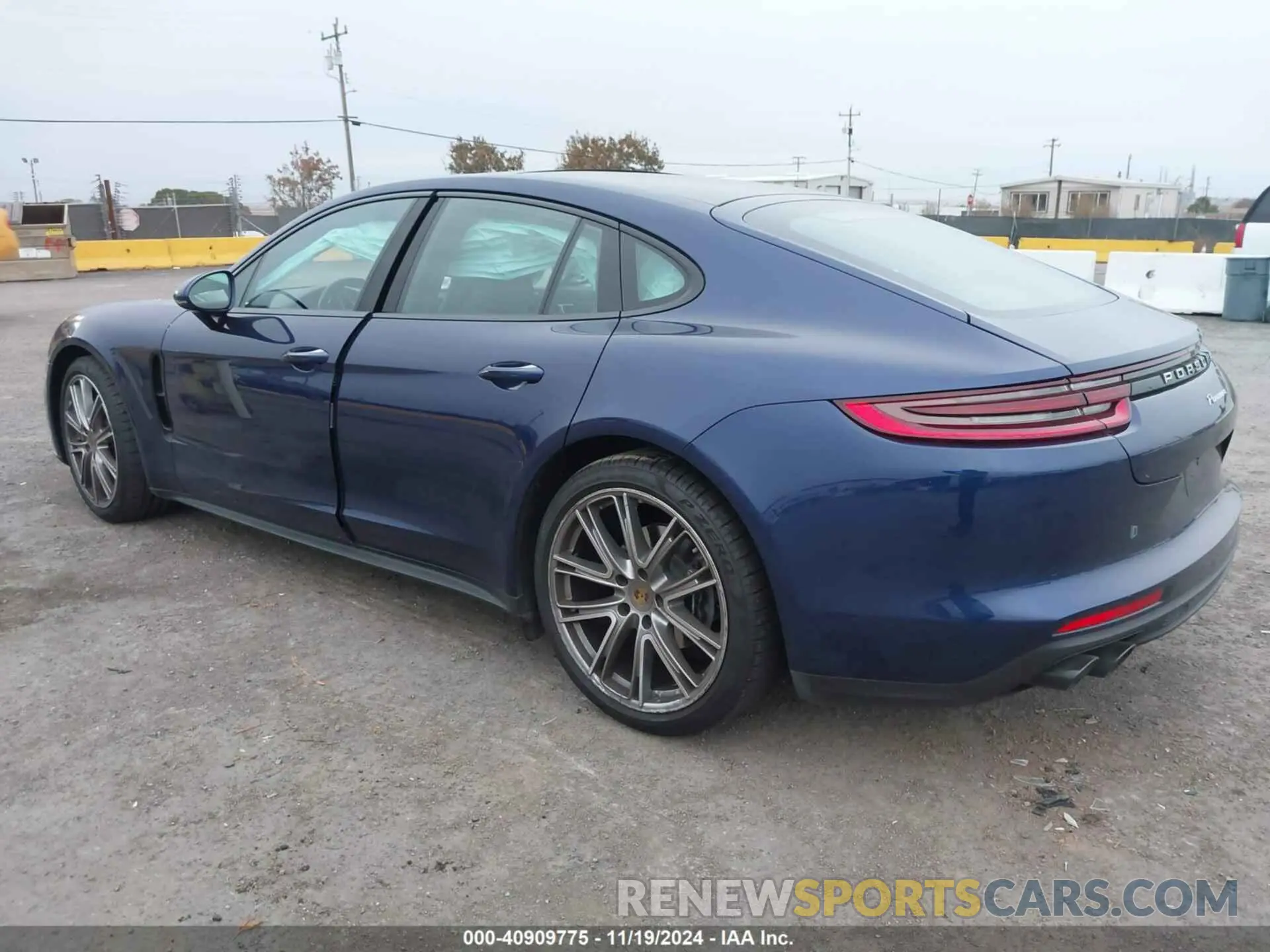 3 fotografías del automóvil dañado WP0AA2A76LL103936 PORSCHE PANAMERA 2020