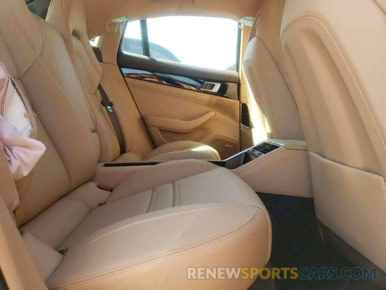 6 fotografías del automóvil dañado WP0AA2A78LL100794 PORSCHE PANAMERA 2020