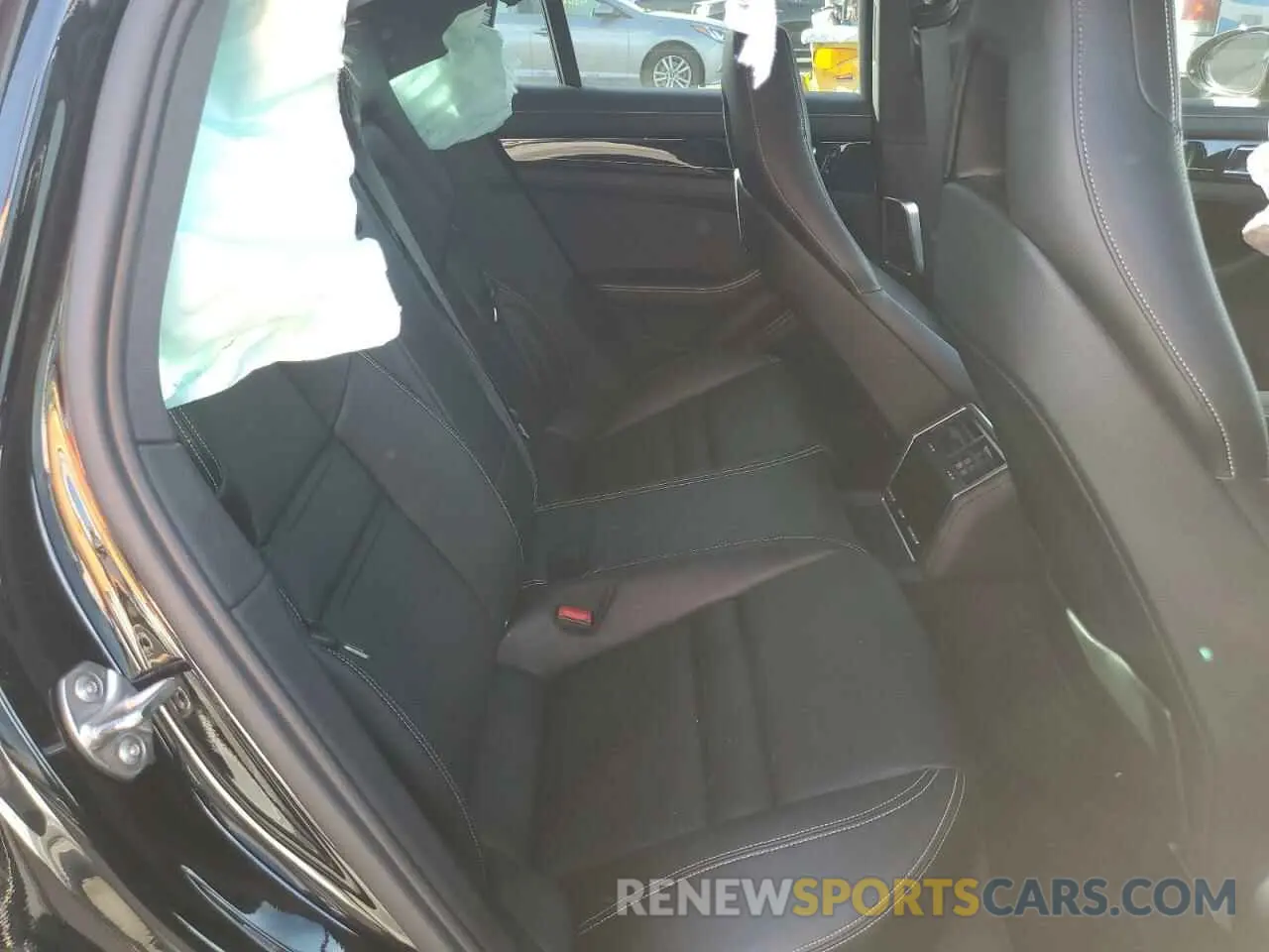 6 fotografías del automóvil dañado WP0AA2A7XLL103082 PORSCHE PANAMERA 2020