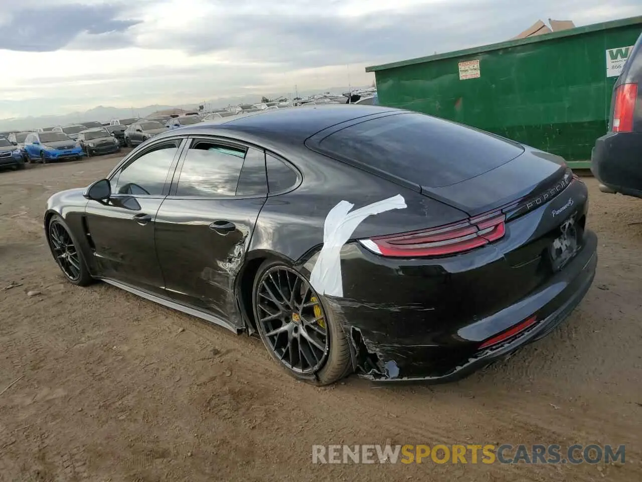 2 fotografías del automóvil dañado WP0AB2A73LL140195 PORSCHE PANAMERA 2020