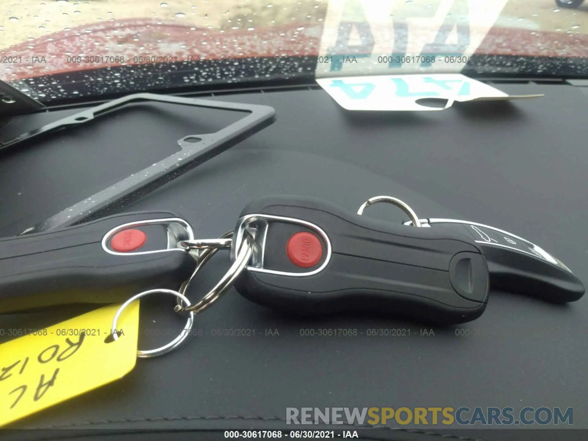 11 fotografías del automóvil dañado WP0AG2A71ML147486 PORSCHE PANAMERA 2021