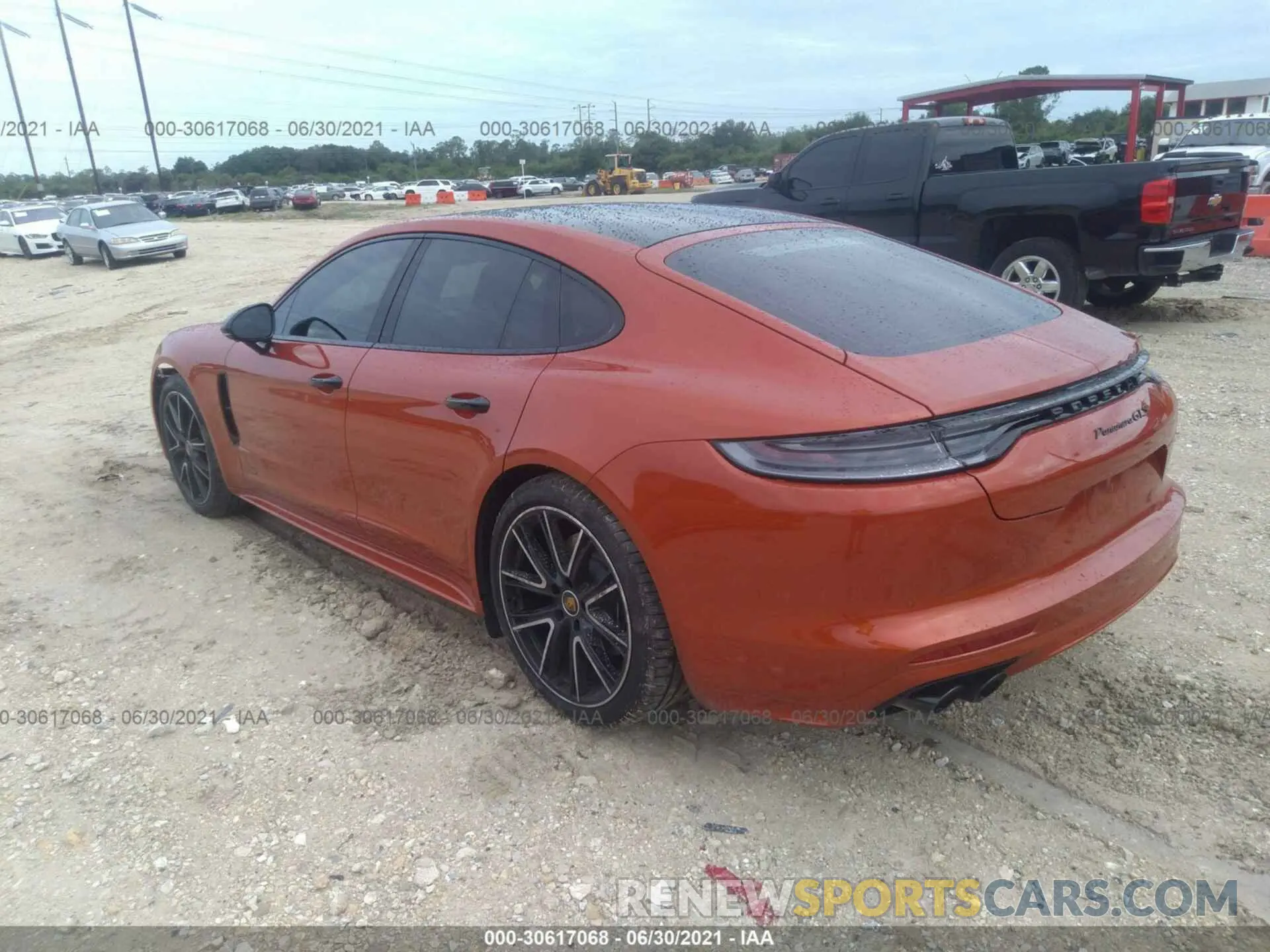 3 fotografías del automóvil dañado WP0AG2A71ML147486 PORSCHE PANAMERA 2021