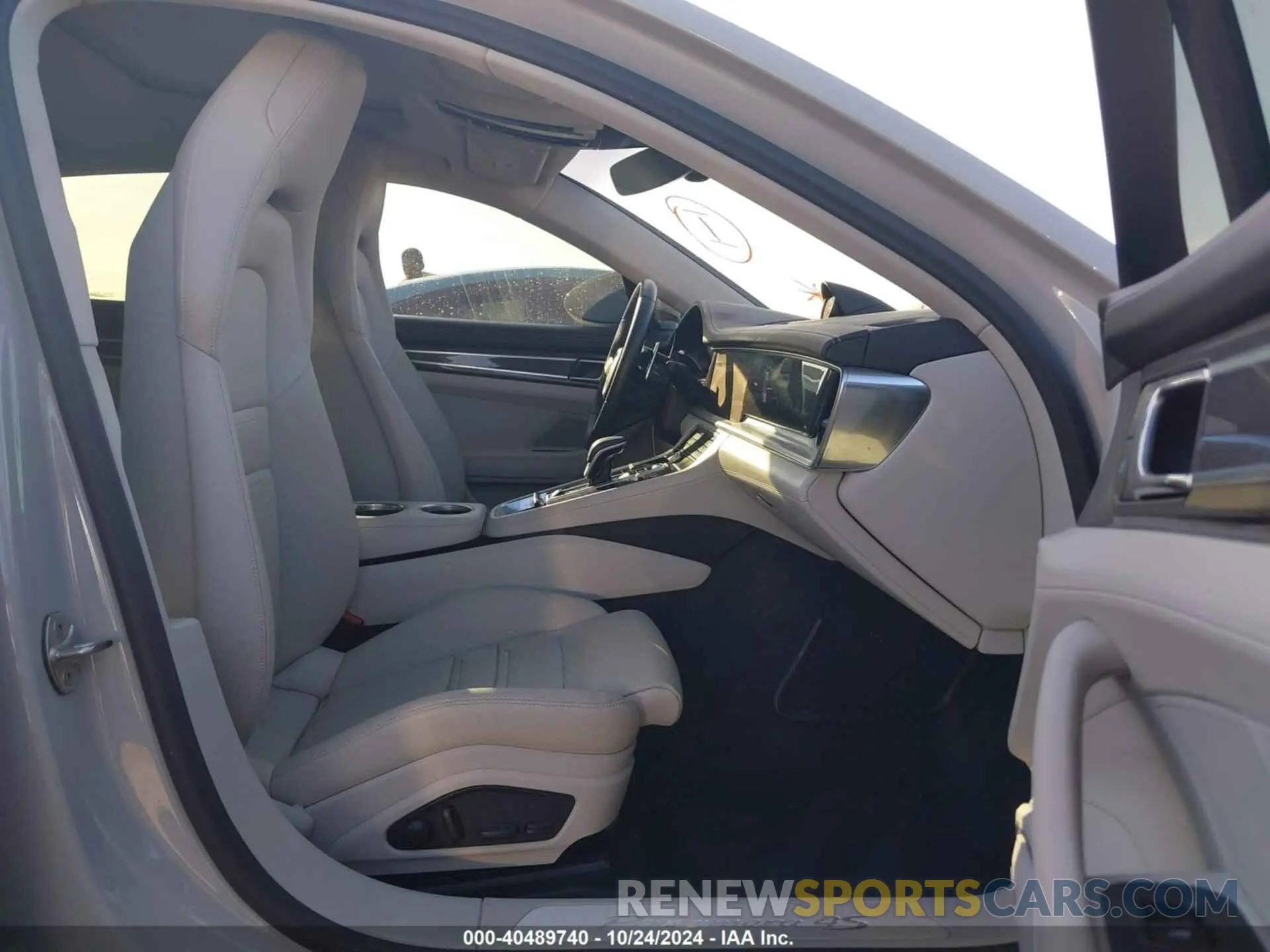 5 fotografías del automóvil dañado WP0AB2A70PL130276 PORSCHE PANAMERA 2023
