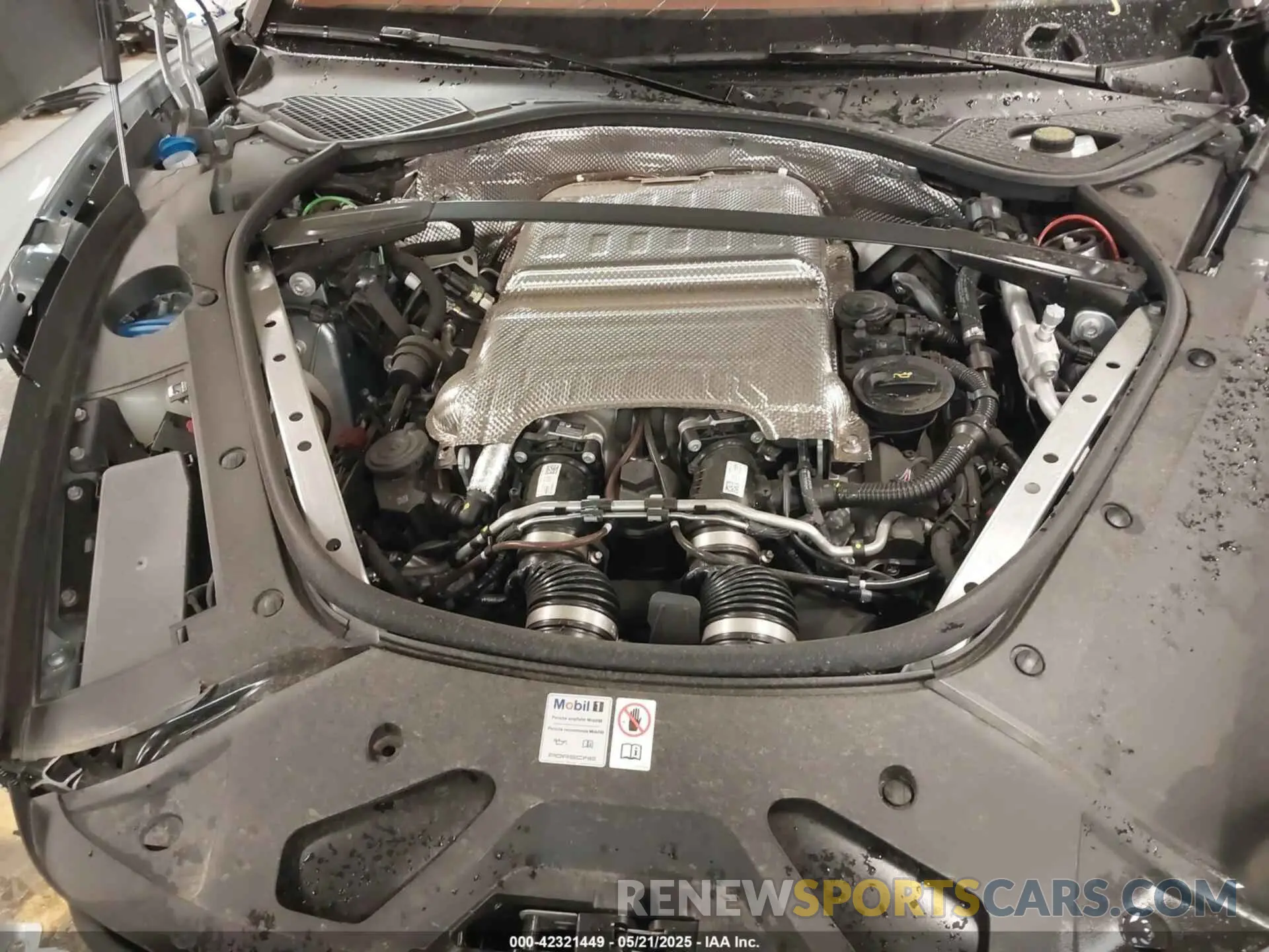 10 fotografías del automóvil dañado WP0AG2A74PL135756 PORSCHE PANAMERA 2023