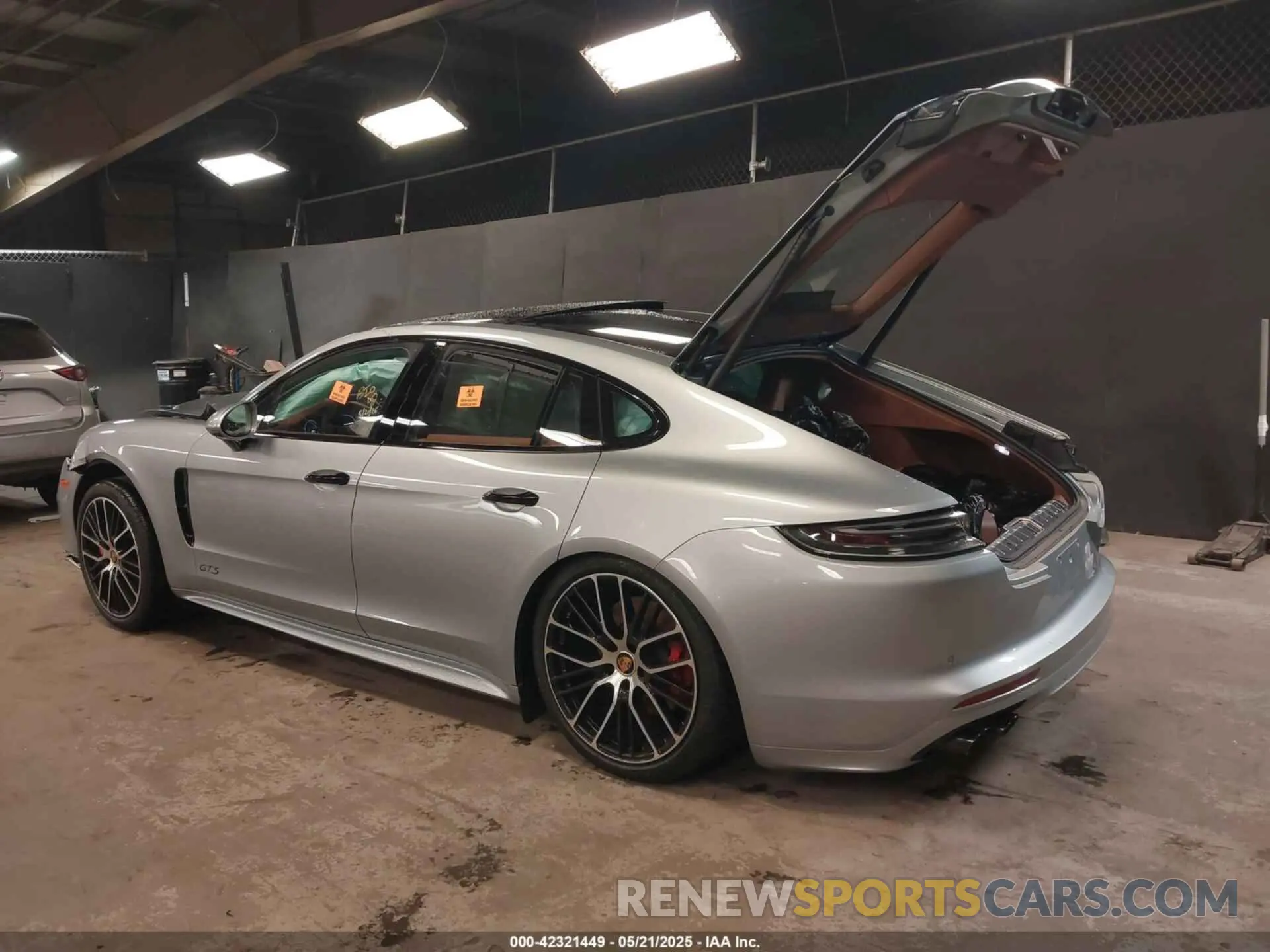 3 fotografías del automóvil dañado WP0AG2A74PL135756 PORSCHE PANAMERA 2023