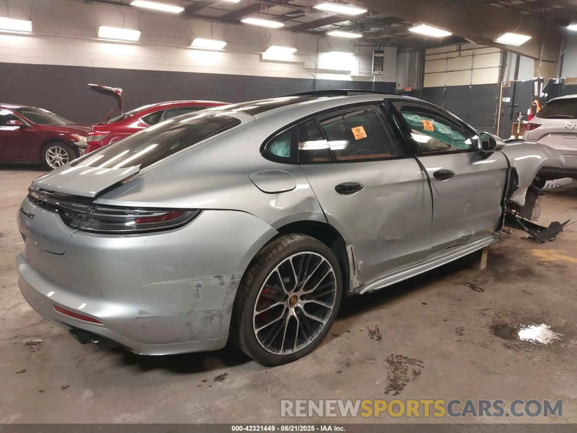 4 fotografías del automóvil dañado WP0AG2A74PL135756 PORSCHE PANAMERA 2023