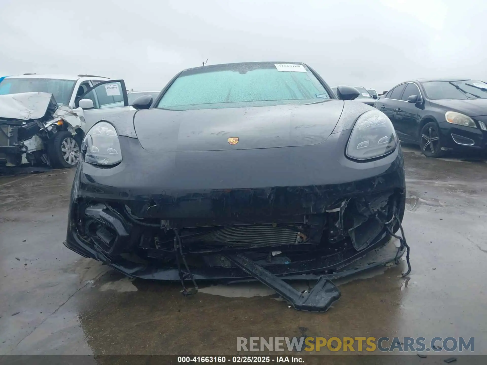 12 fotografías del automóvil dañado WP0AG2A78PL135386 PORSCHE PANAMERA 2023