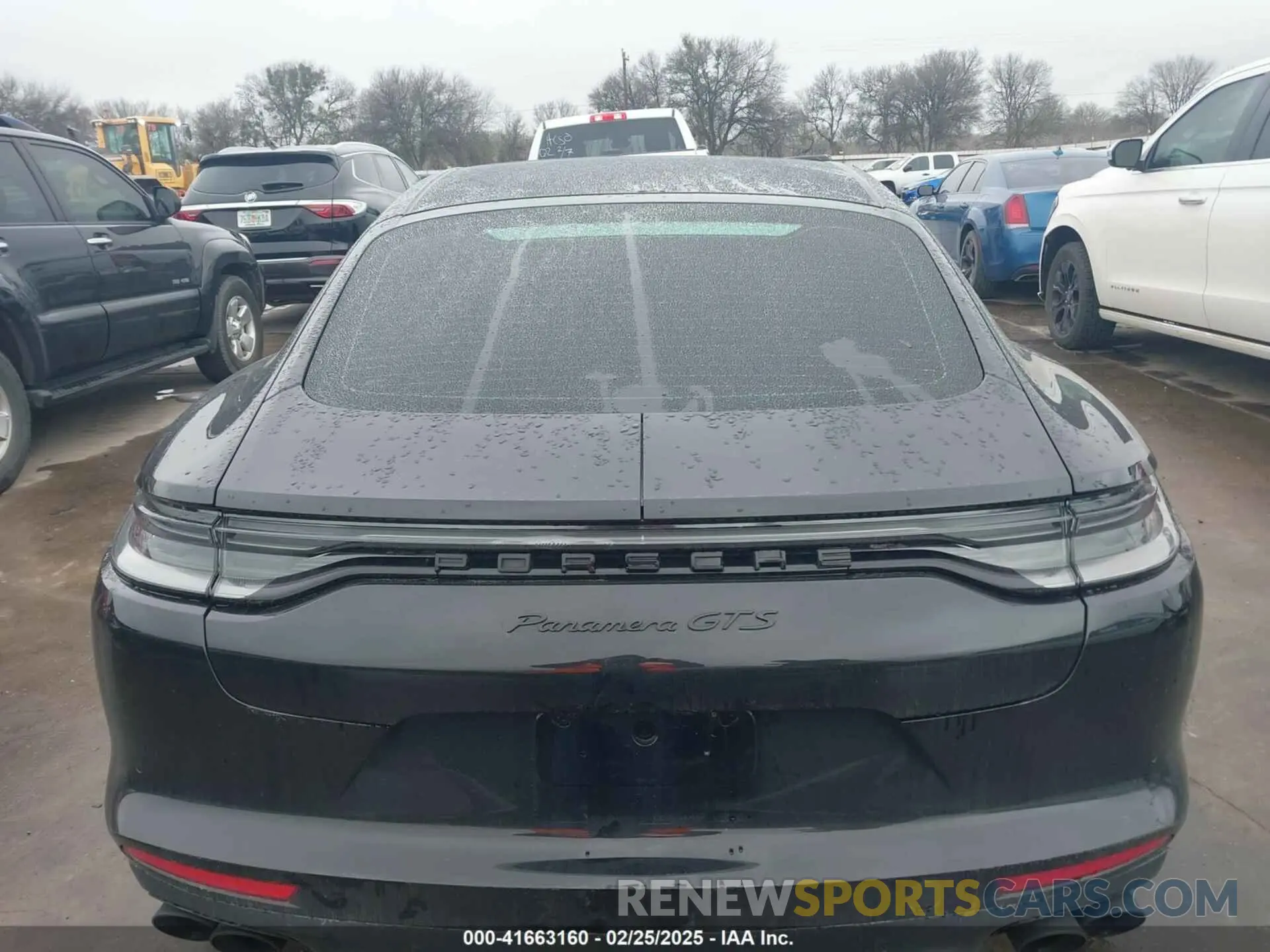 16 fotografías del automóvil dañado WP0AG2A78PL135386 PORSCHE PANAMERA 2023