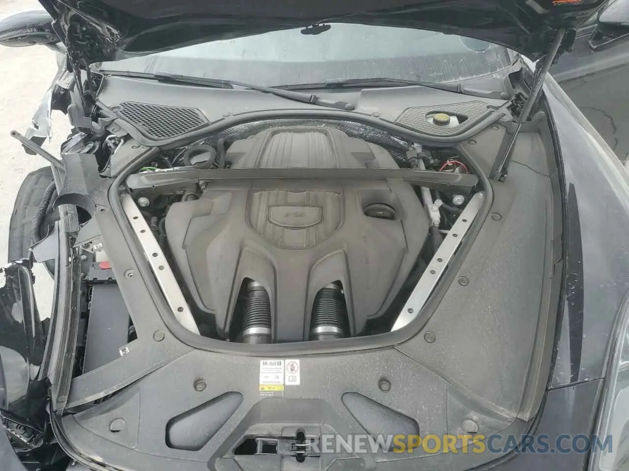 11 fotografías del automóvil dañado WP0AJ2A71PL100545 PORSCHE PANAMERA 2023