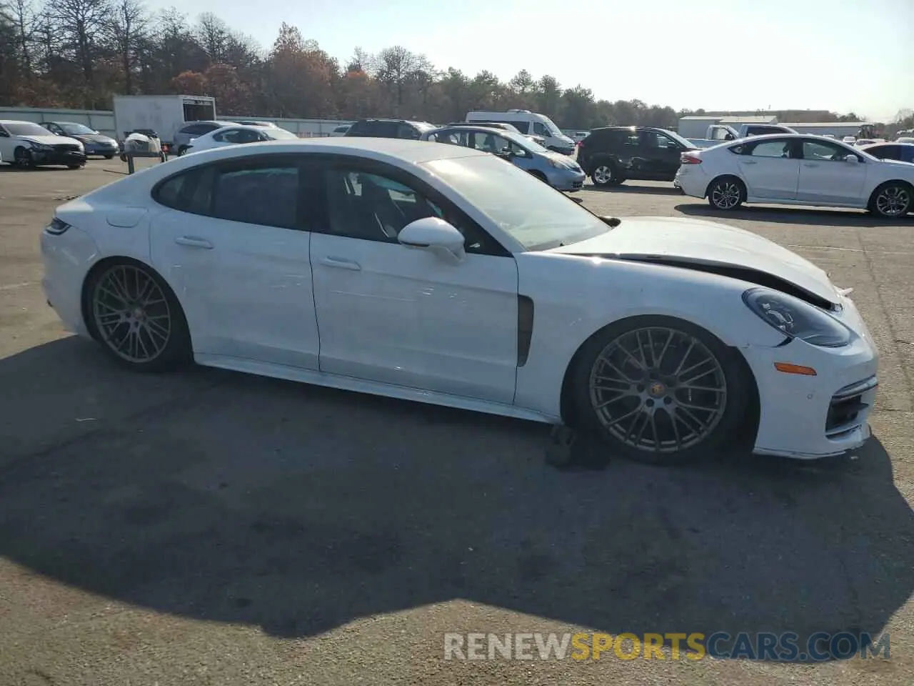 4 fotografías del automóvil dañado WP0AJ2A71PL103915 PORSCHE PANAMERA 2023