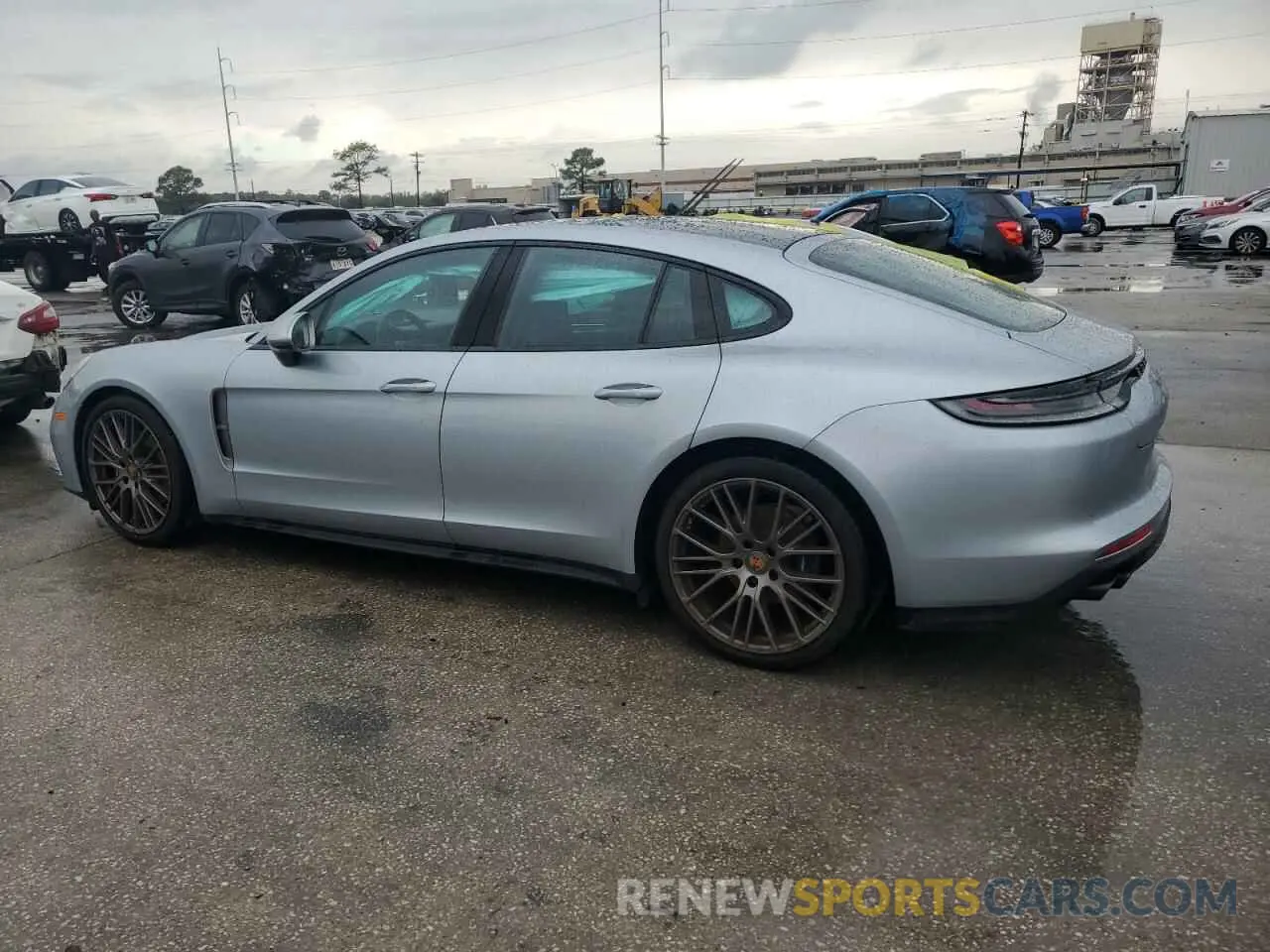 2 fotografías del automóvil dañado WP0AJ2A75PL100709 PORSCHE PANAMERA 2023