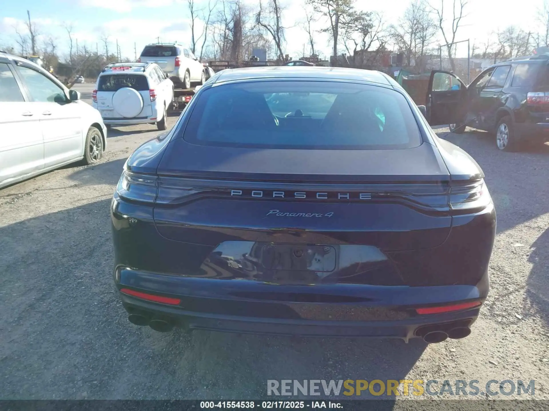 16 fotografías del automóvil dañado WP0AJ2A77PL100226 PORSCHE PANAMERA 2023