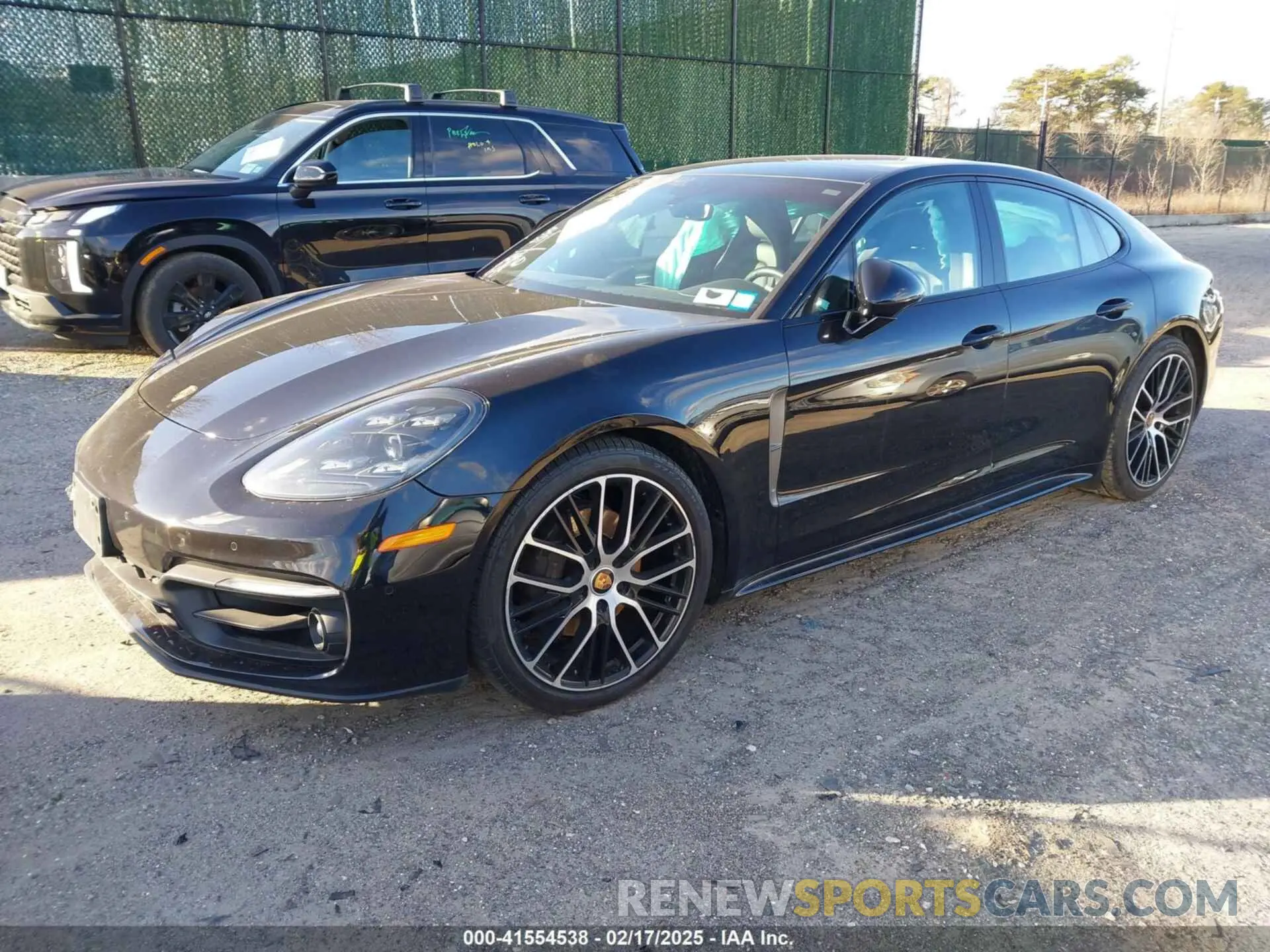 2 fotografías del automóvil dañado WP0AJ2A77PL100226 PORSCHE PANAMERA 2023