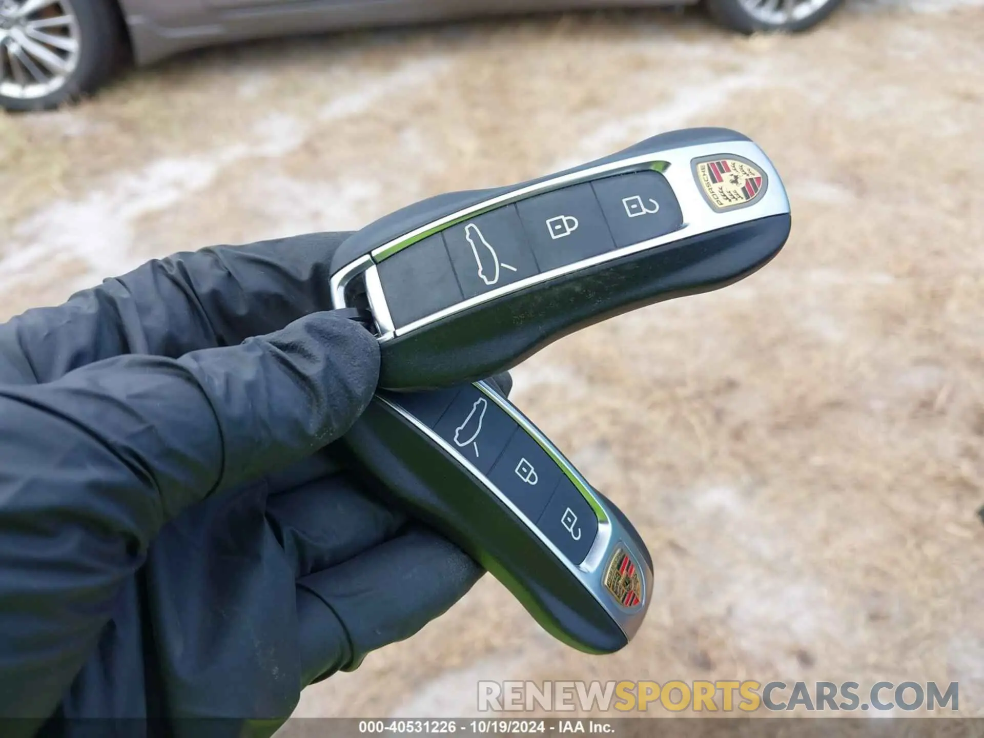 11 fotografías del automóvil dañado WP0AJ2A7XPL100107 PORSCHE PANAMERA 2023