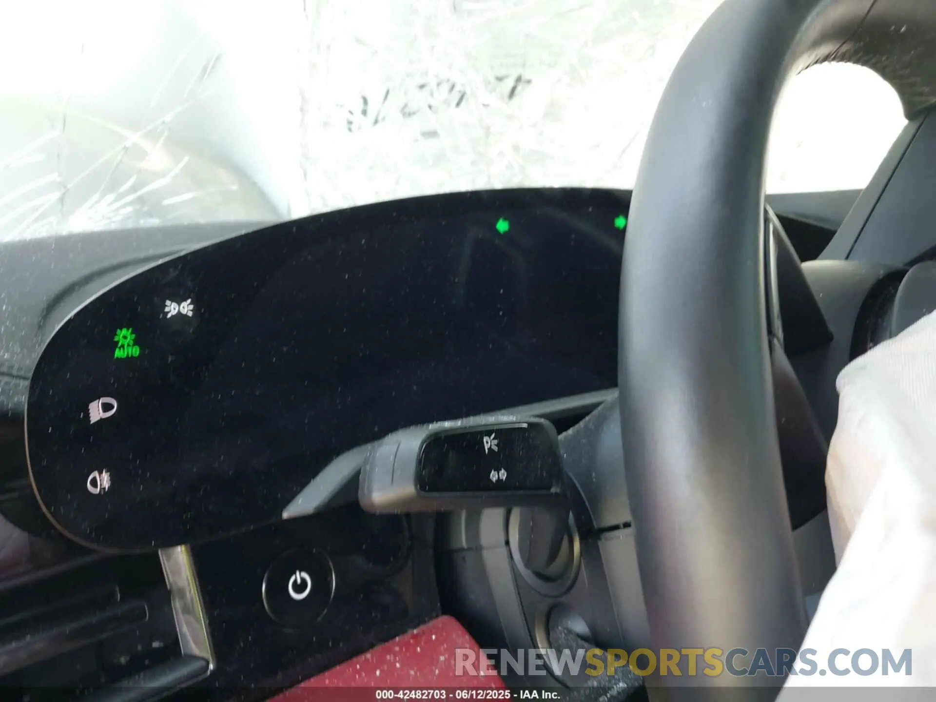7 fotografías del automóvil dañado WP0AC2Y14LSA71864 PORSCHE TAYCAN 2020
