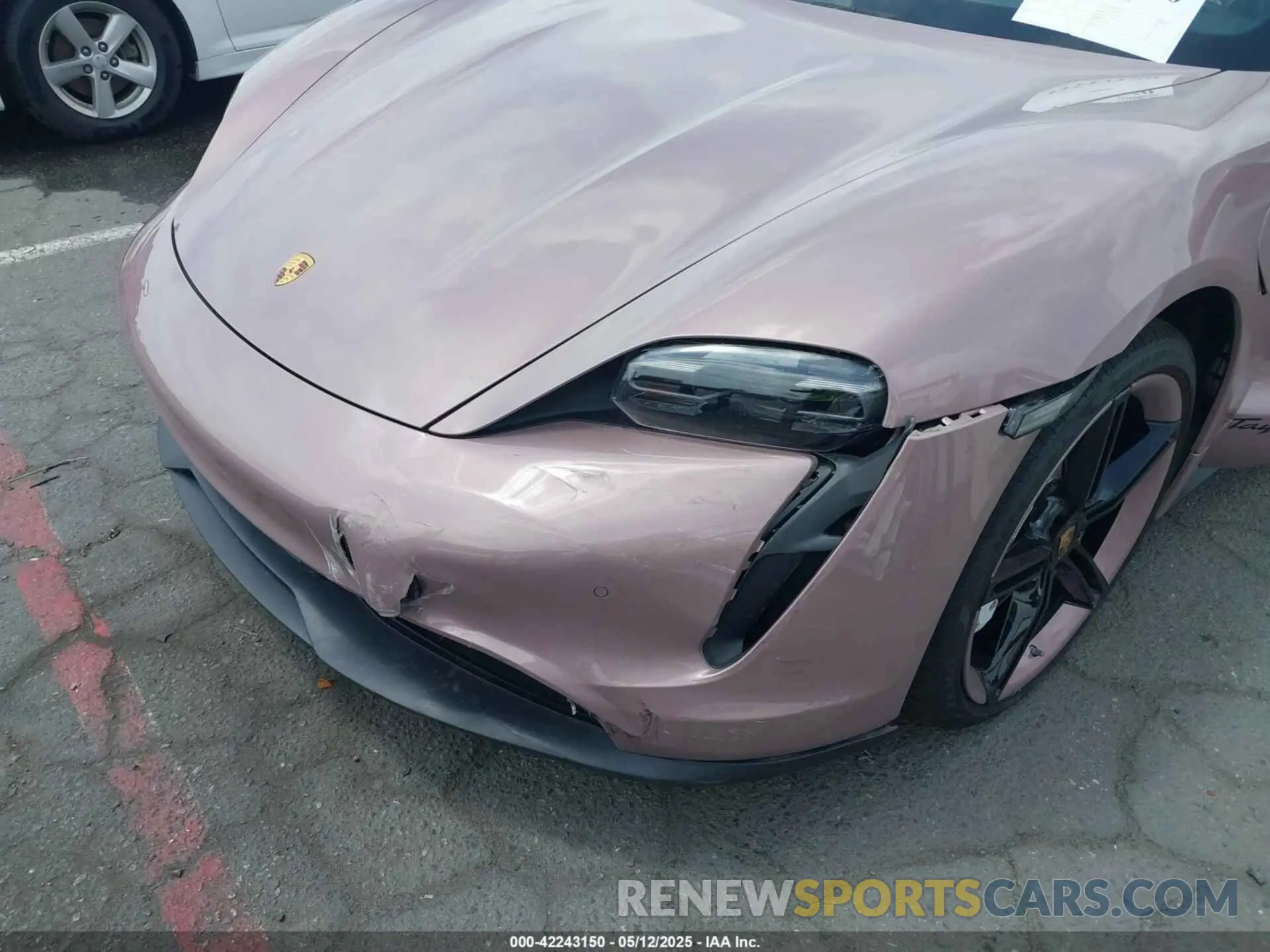 6 fotografías del automóvil dañado WP0AA2Y12MSA16174 PORSCHE TAYCAN 2021