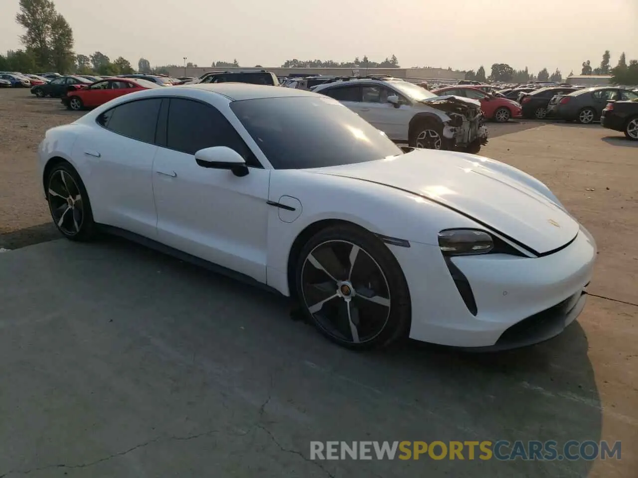 4 fotografías del automóvil dañado WP0AA2Y17MSA16980 PORSCHE TAYCAN 2021