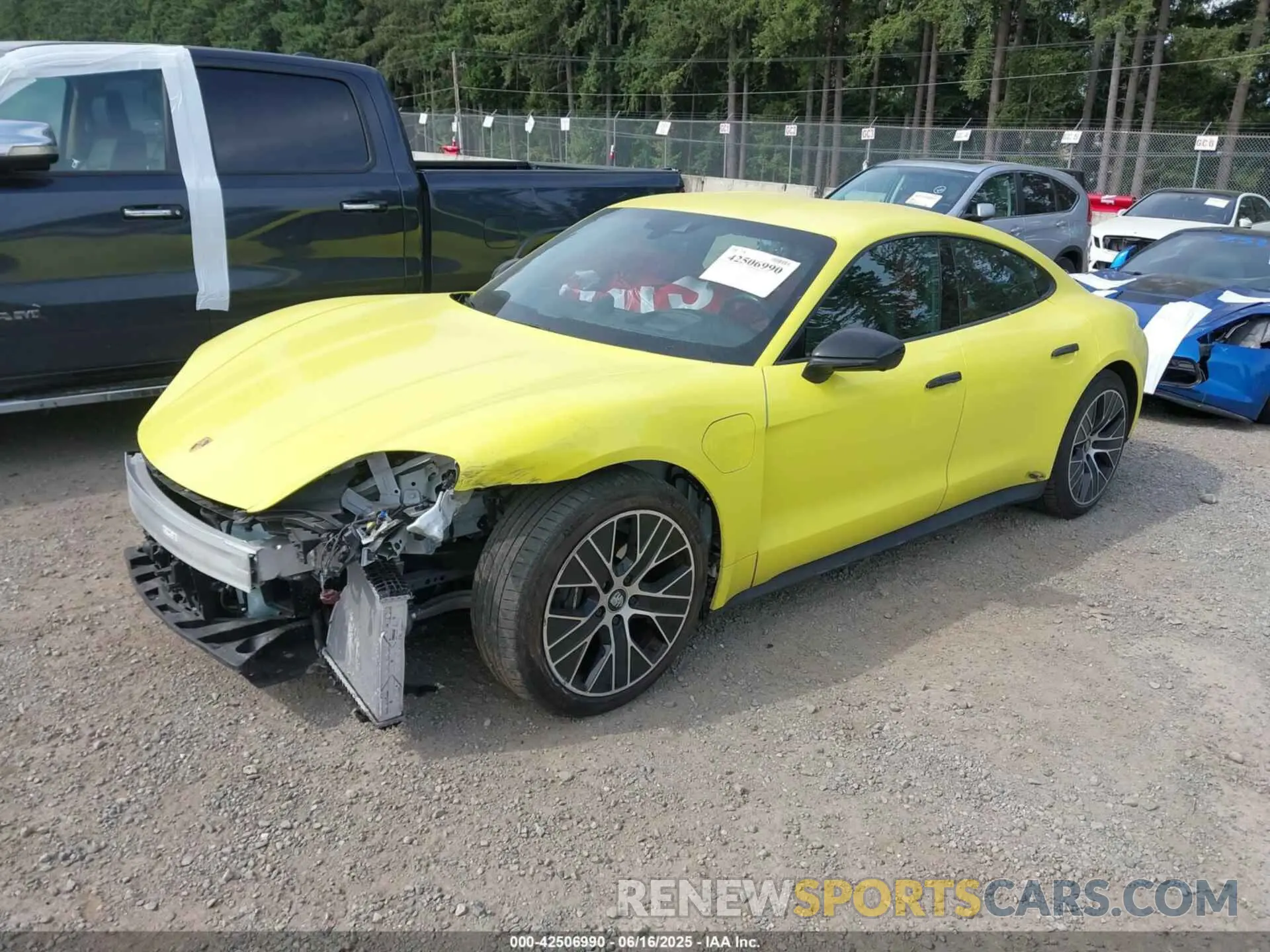 2 fotografías del automóvil dañado WP0AA2Y1XMSA18769 PORSCHE TAYCAN 2021