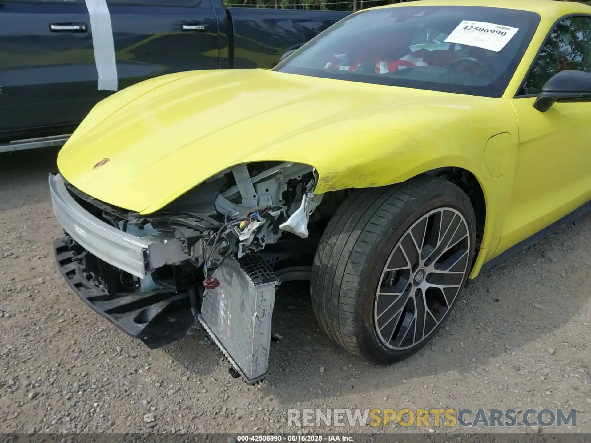 6 fotografías del automóvil dañado WP0AA2Y1XMSA18769 PORSCHE TAYCAN 2021
