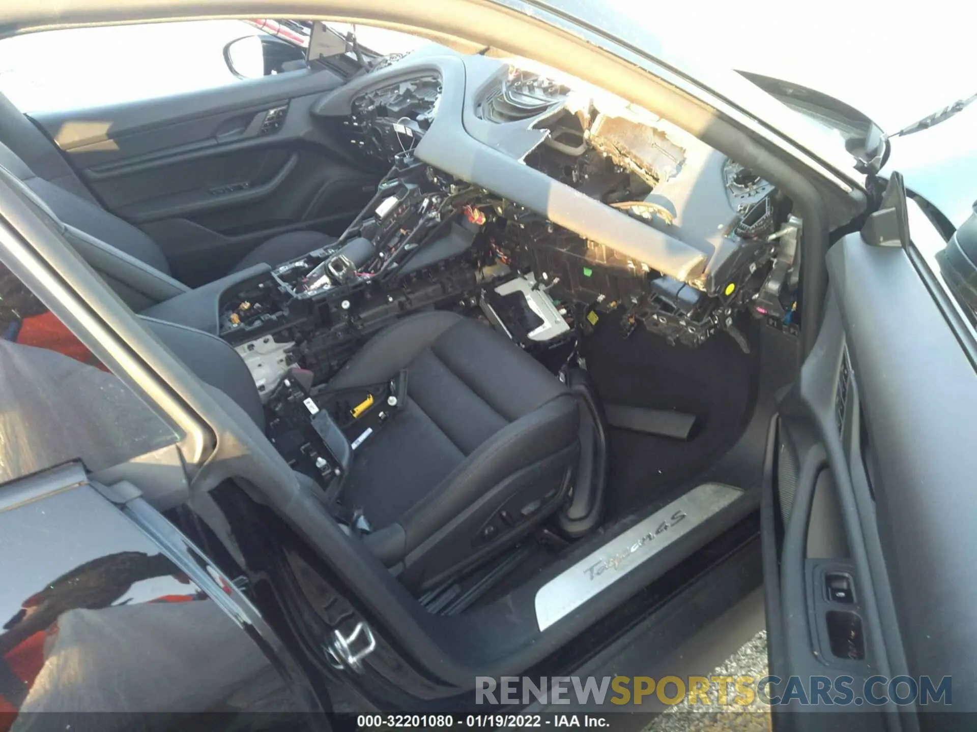 5 fotografías del automóvil dañado WP0AB2Y14MSA45592 PORSCHE TAYCAN 2021