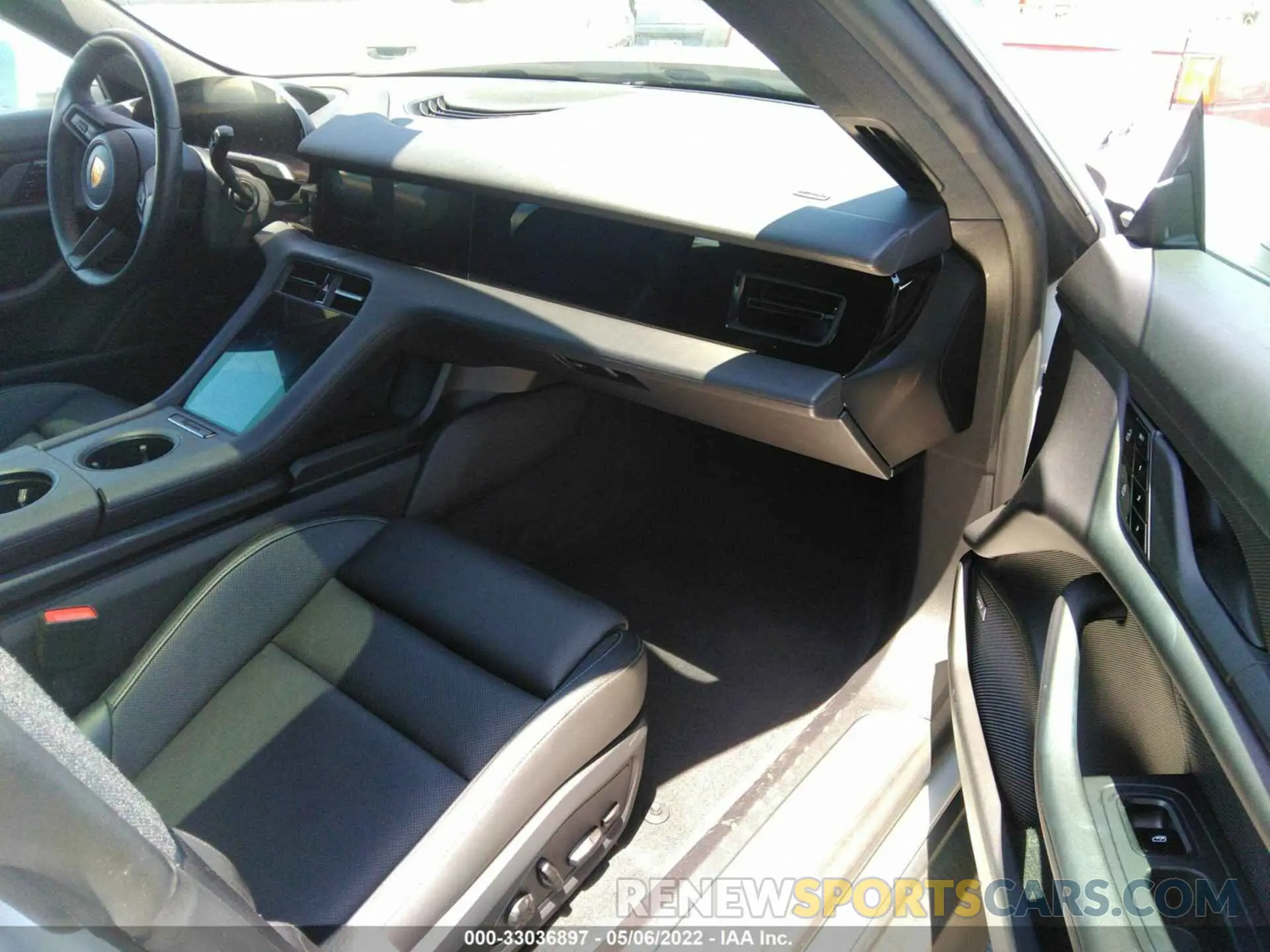 5 fotografías del automóvil dañado WP0AB2Y16MLA40047 PORSCHE TAYCAN 2021