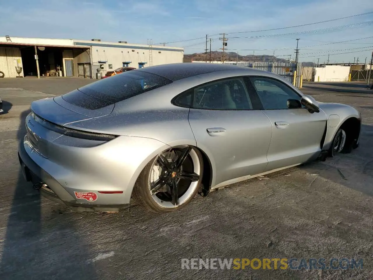 3 fotografías del automóvil dañado WP0AB2Y16MSA43990 PORSCHE TAYCAN 2021