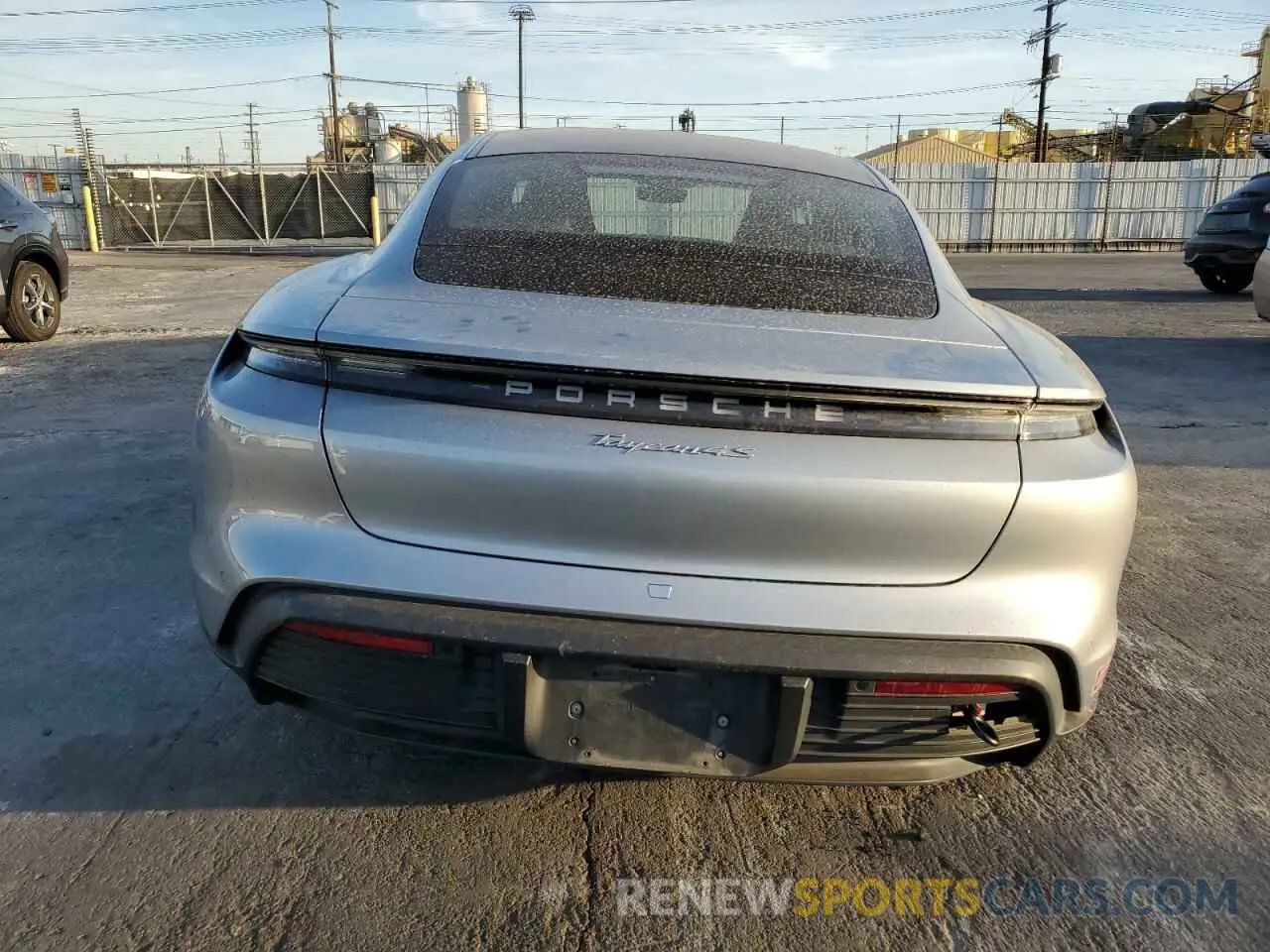6 fotografías del automóvil dañado WP0AB2Y16MSA43990 PORSCHE TAYCAN 2021