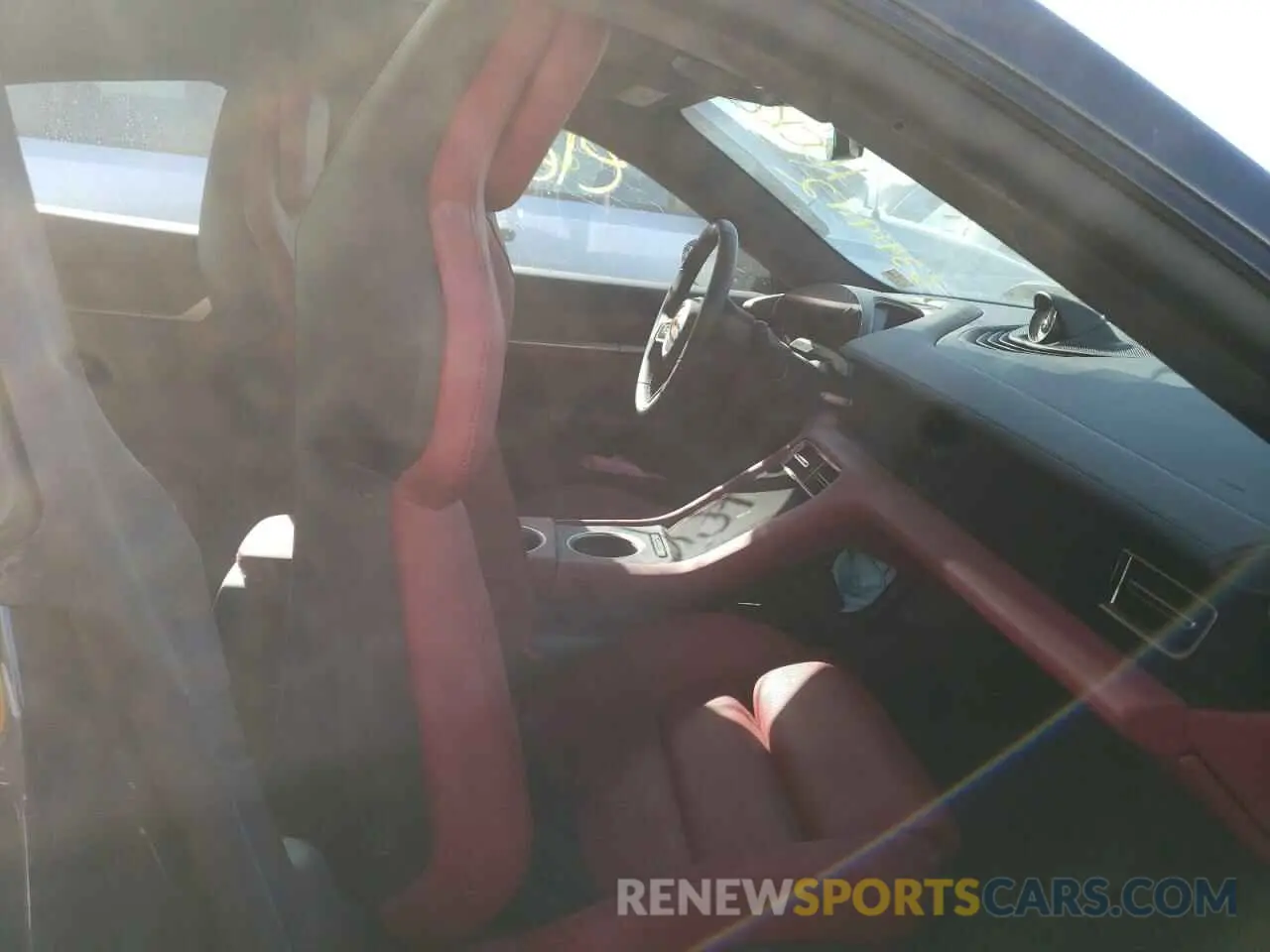 5 fotografías del automóvil dañado WP0AC2Y15MSA63984 PORSCHE TAYCAN 2021