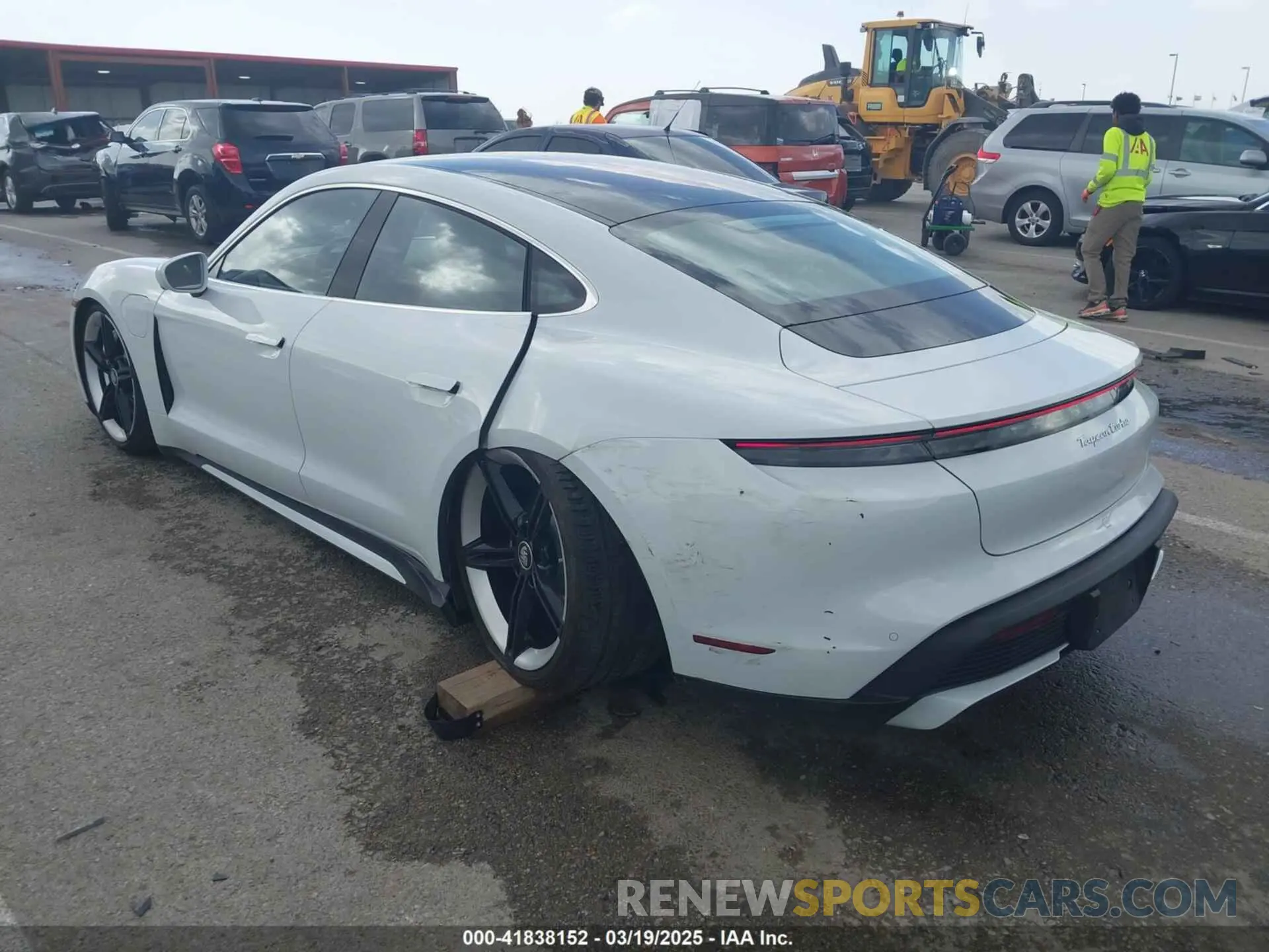 3 fotografías del automóvil dañado WP0AC2Y16MSA63752 PORSCHE TAYCAN 2021