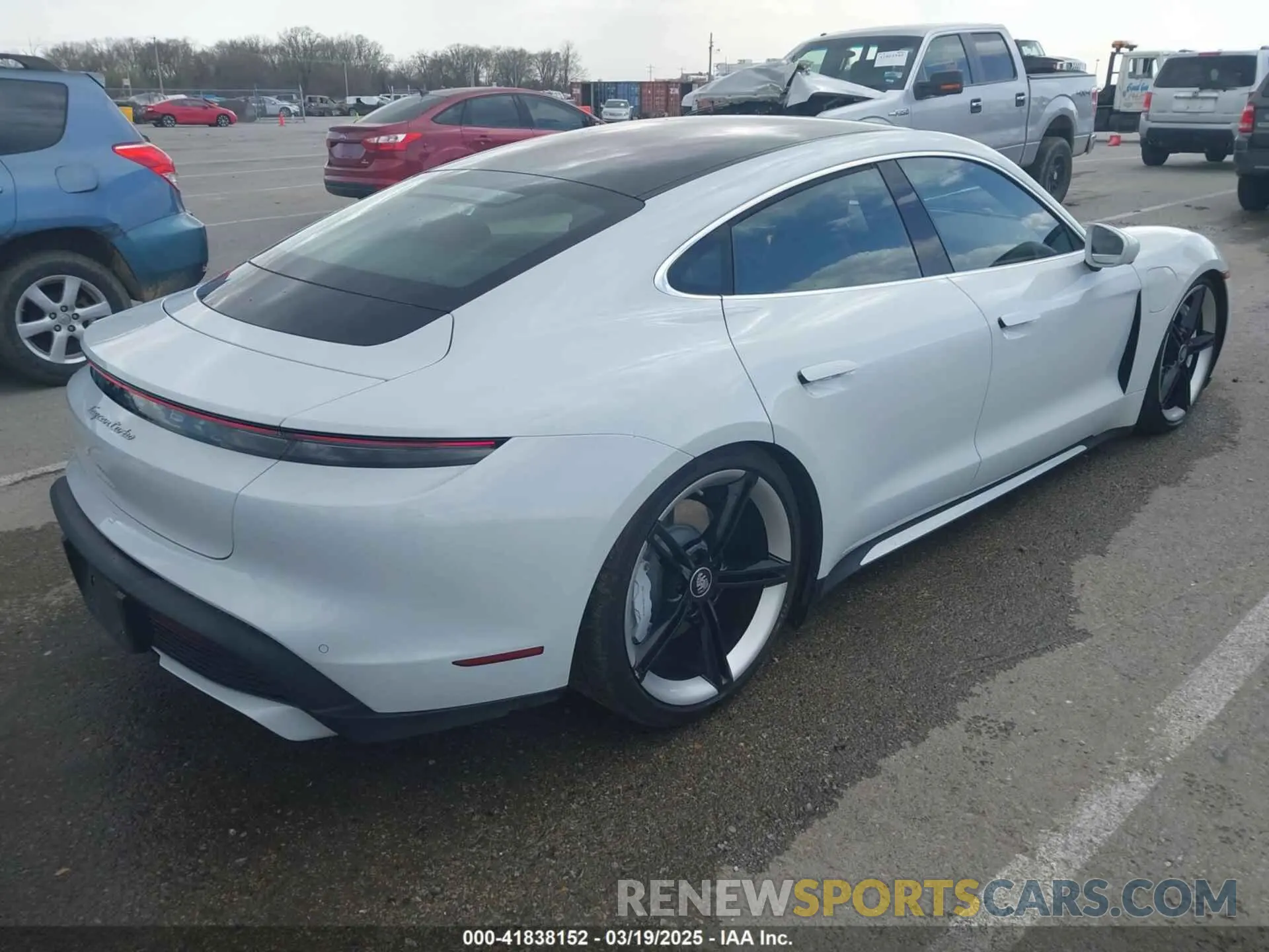 4 fotografías del automóvil dañado WP0AC2Y16MSA63752 PORSCHE TAYCAN 2021