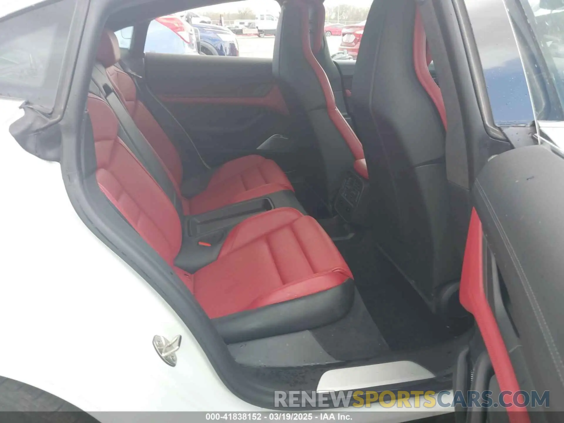 8 fotografías del automóvil dañado WP0AC2Y16MSA63752 PORSCHE TAYCAN 2021