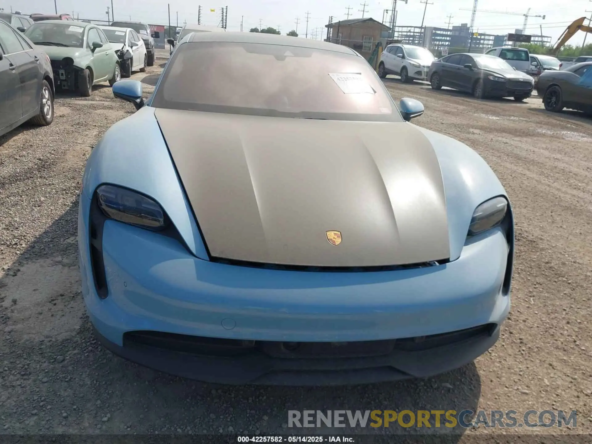 12 fotografías del automóvil dañado WP0AA2Y10NSA10908 PORSCHE TAYCAN 2022