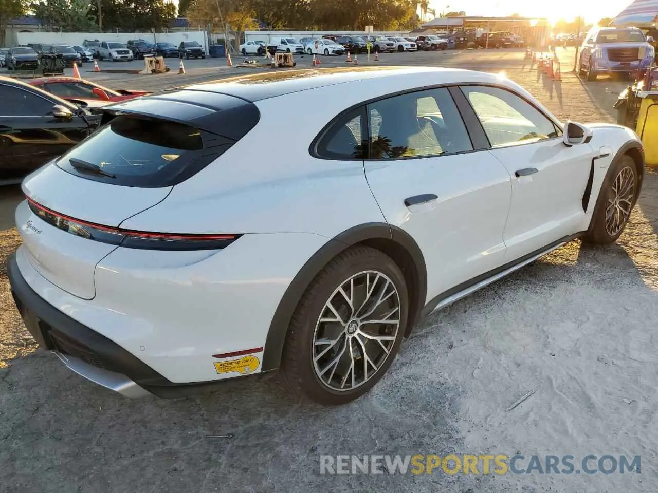 3 fotografías del automóvil dañado WP0BA2Y10NSA67274 PORSCHE TAYCAN 2022