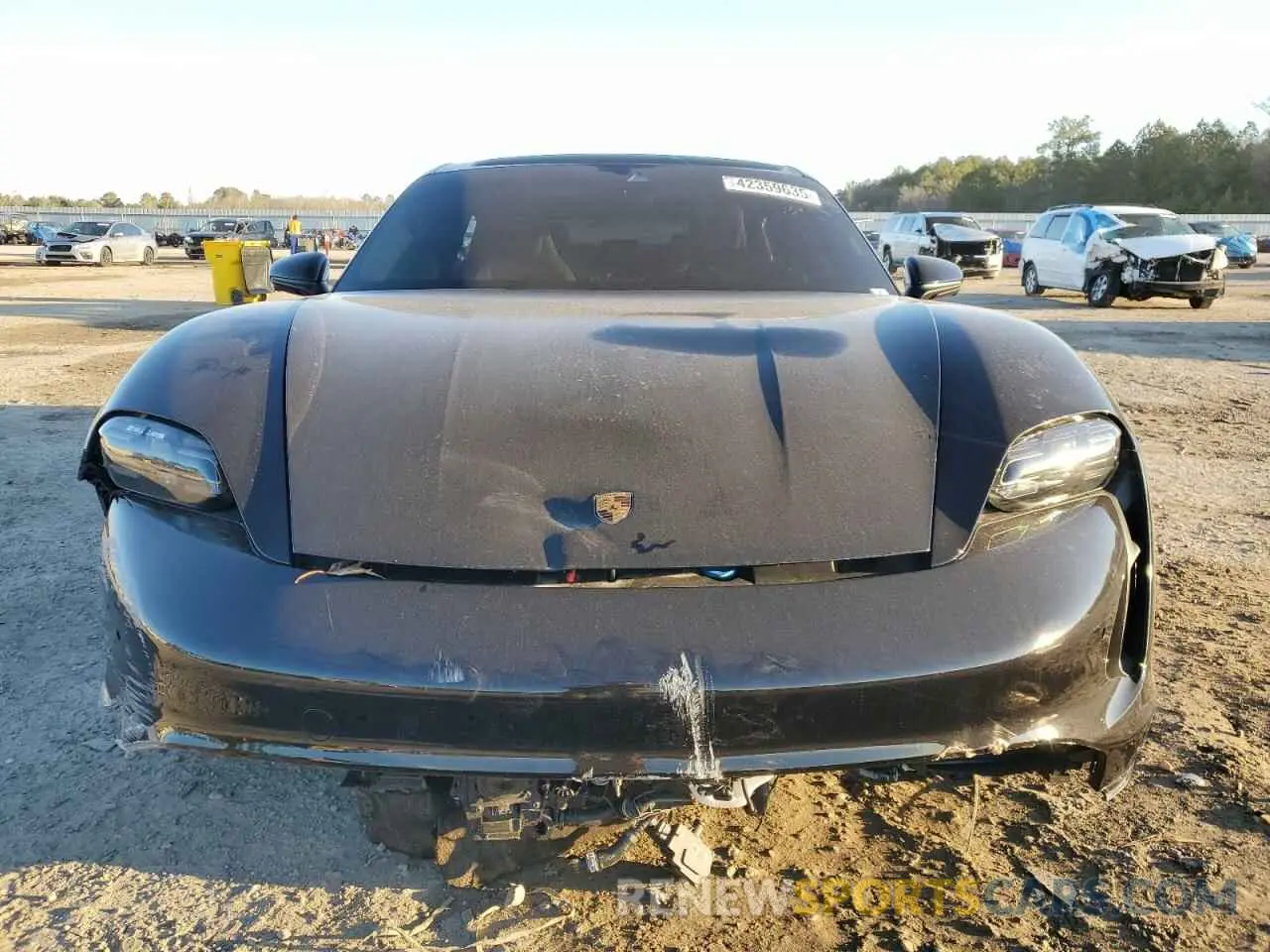 5 fotografías del automóvil dañado WP0AA2Y10PSA16579 PORSCHE TAYCAN 2023