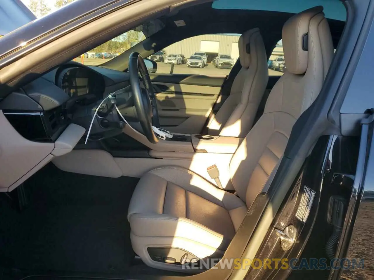 7 fotografías del automóvil dañado WP0AA2Y10PSA16579 PORSCHE TAYCAN 2023