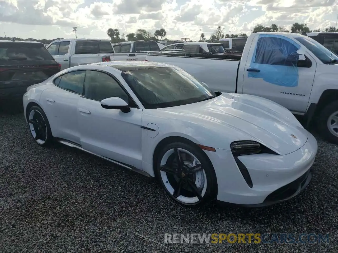 4 fotografías del automóvil dañado WP0AA2Y17PSA12920 PORSCHE TAYCAN 2023