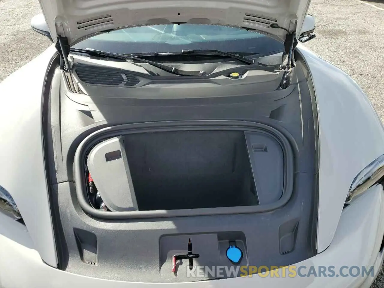 11 fotografías del automóvil dañado WP0AB2Y16PSA35585 PORSCHE TAYCAN 2023