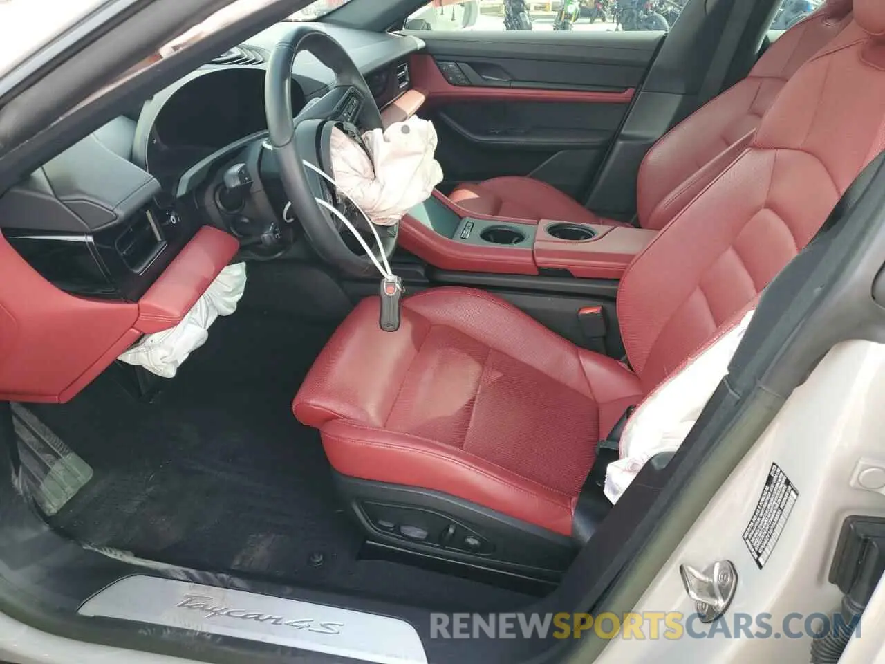 7 fotografías del automóvil dañado WP0AB2Y16PSA35585 PORSCHE TAYCAN 2023