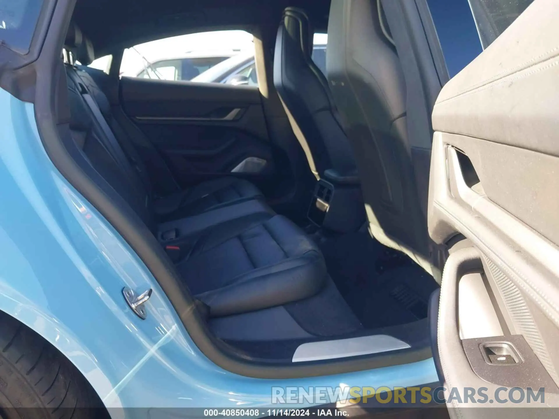 8 fotografías del automóvil dañado WP0AC2Y12PSA52218 PORSCHE TAYCAN 2023
