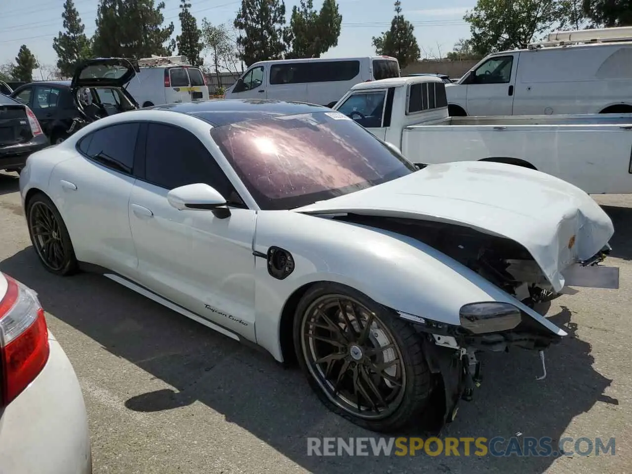 4 fotografías del automóvil dañado WP0AC2Y17PSA52022 PORSCHE TAYCAN 2023