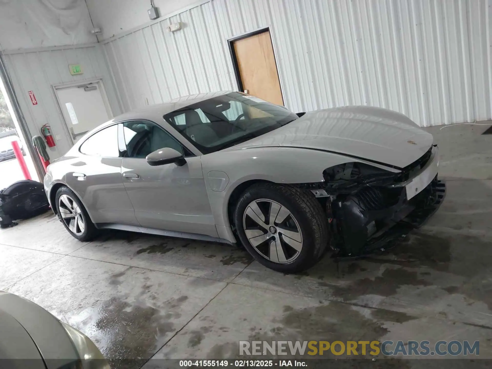 14 fotografías del automóvil dañado WP0AA2Y14RSA12859 PORSCHE TAYCAN 2024