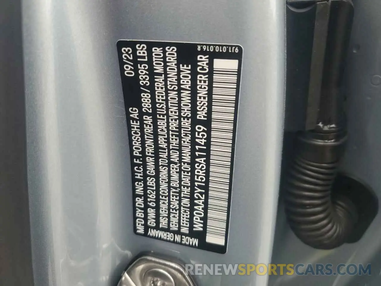 12 fotografías del automóvil dañado WP0AA2Y15RSA11459 PORSCHE TAYCAN 2024