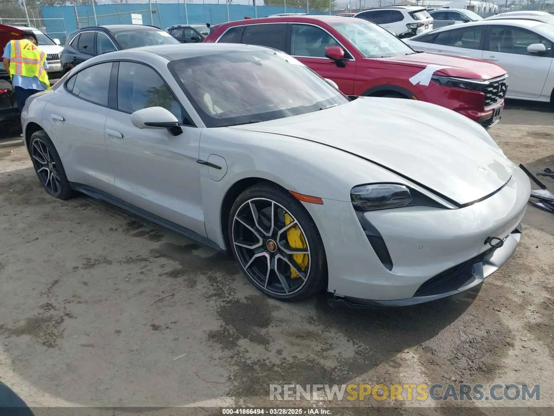 1 fotografías del automóvil dañado WP0AC2Y19RSA52252 PORSCHE TAYCAN 2024