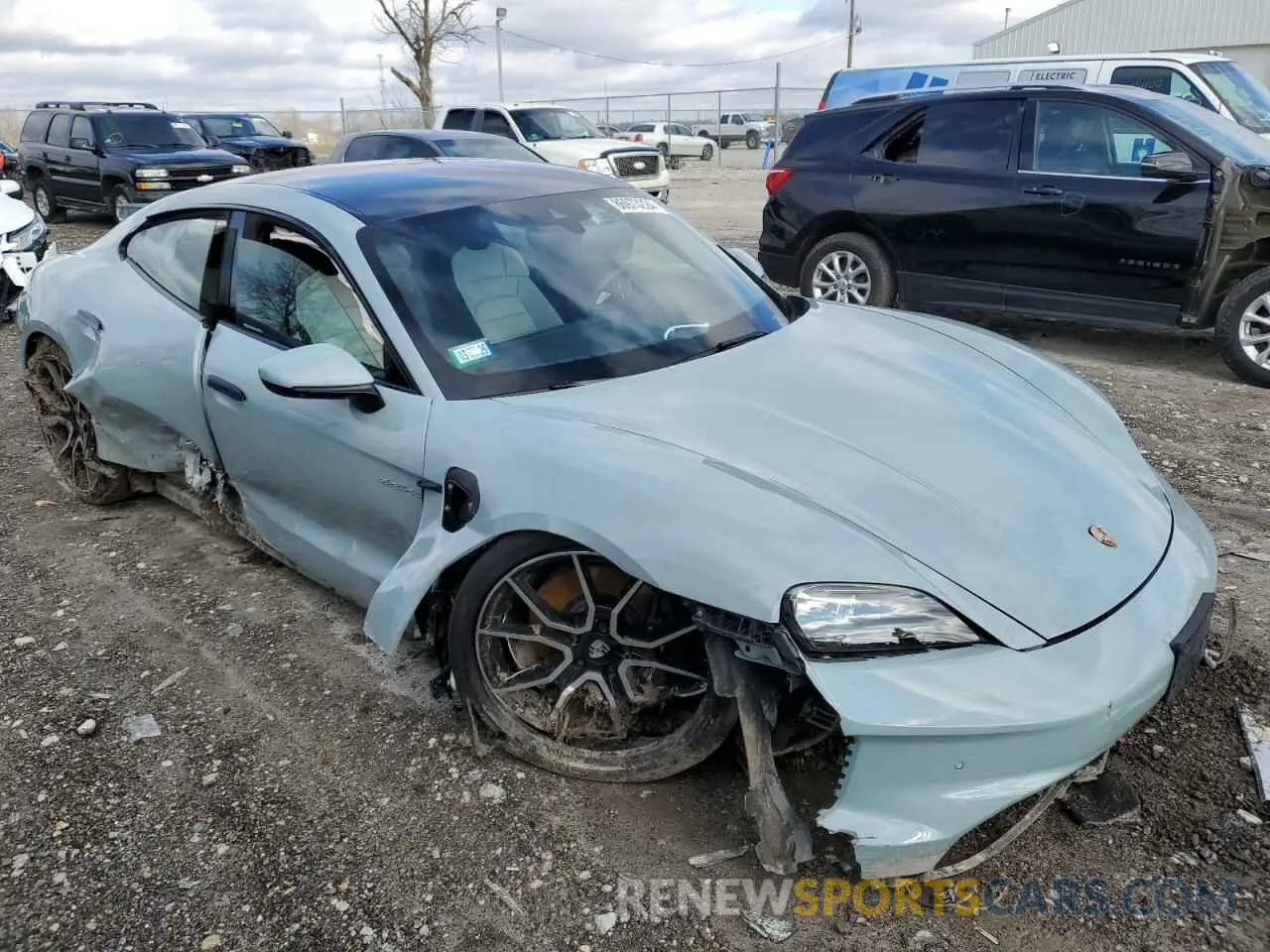 4 fotografías del automóvil dañado WP0AA2Y11SSA08693 PORSCHE TAYCAN 2025