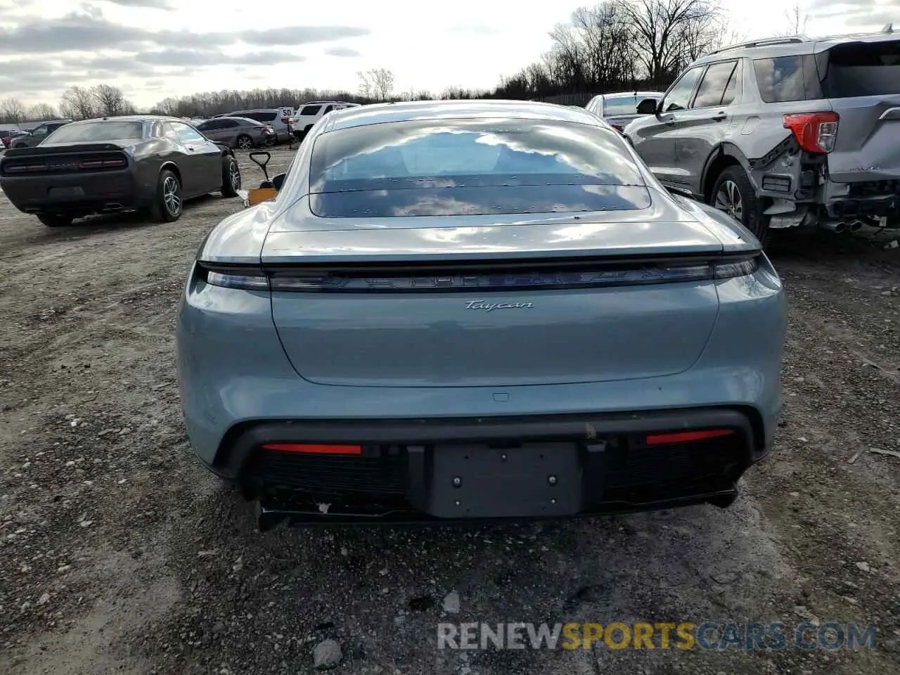 6 fotografías del automóvil dañado WP0AA2Y11SSA08693 PORSCHE TAYCAN 2025
