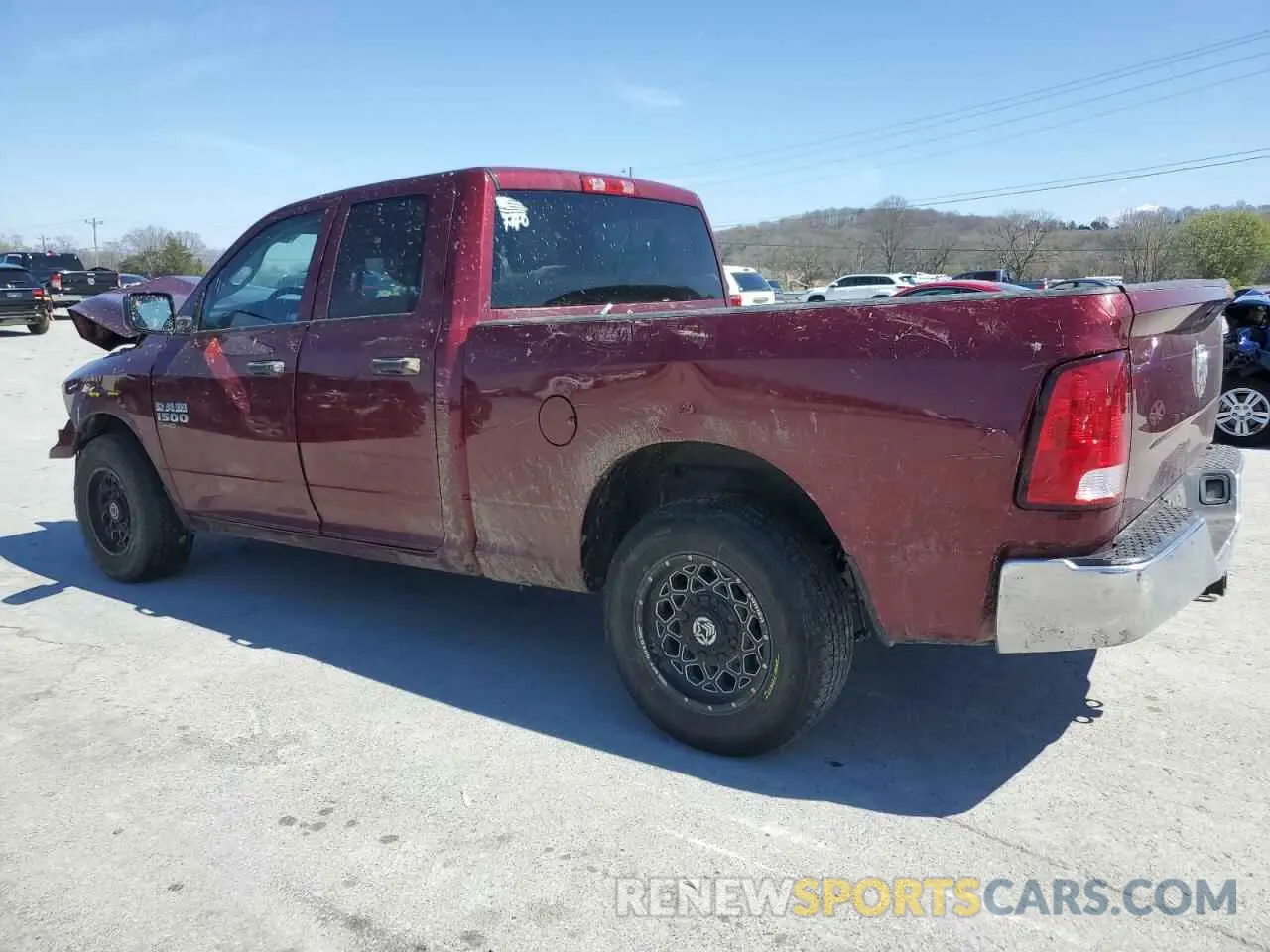 2 fotografías del automóvil dañado 1C6RR6FG1KS555428 RAM 1500 2019