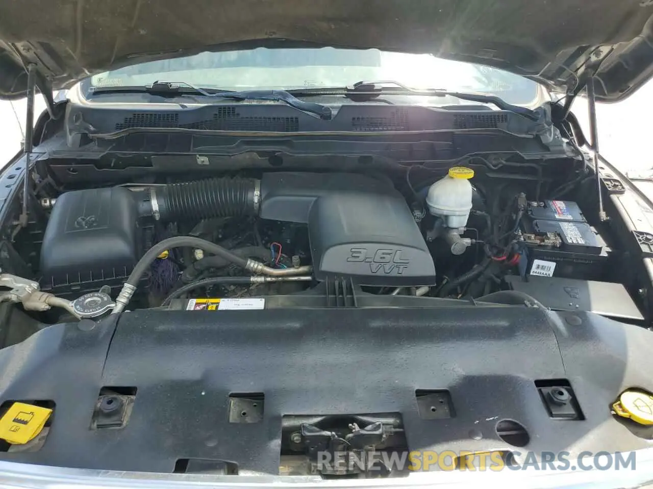 11 fotografías del automóvil dañado 1C6RR6FG1KS620004 RAM 1500 2019