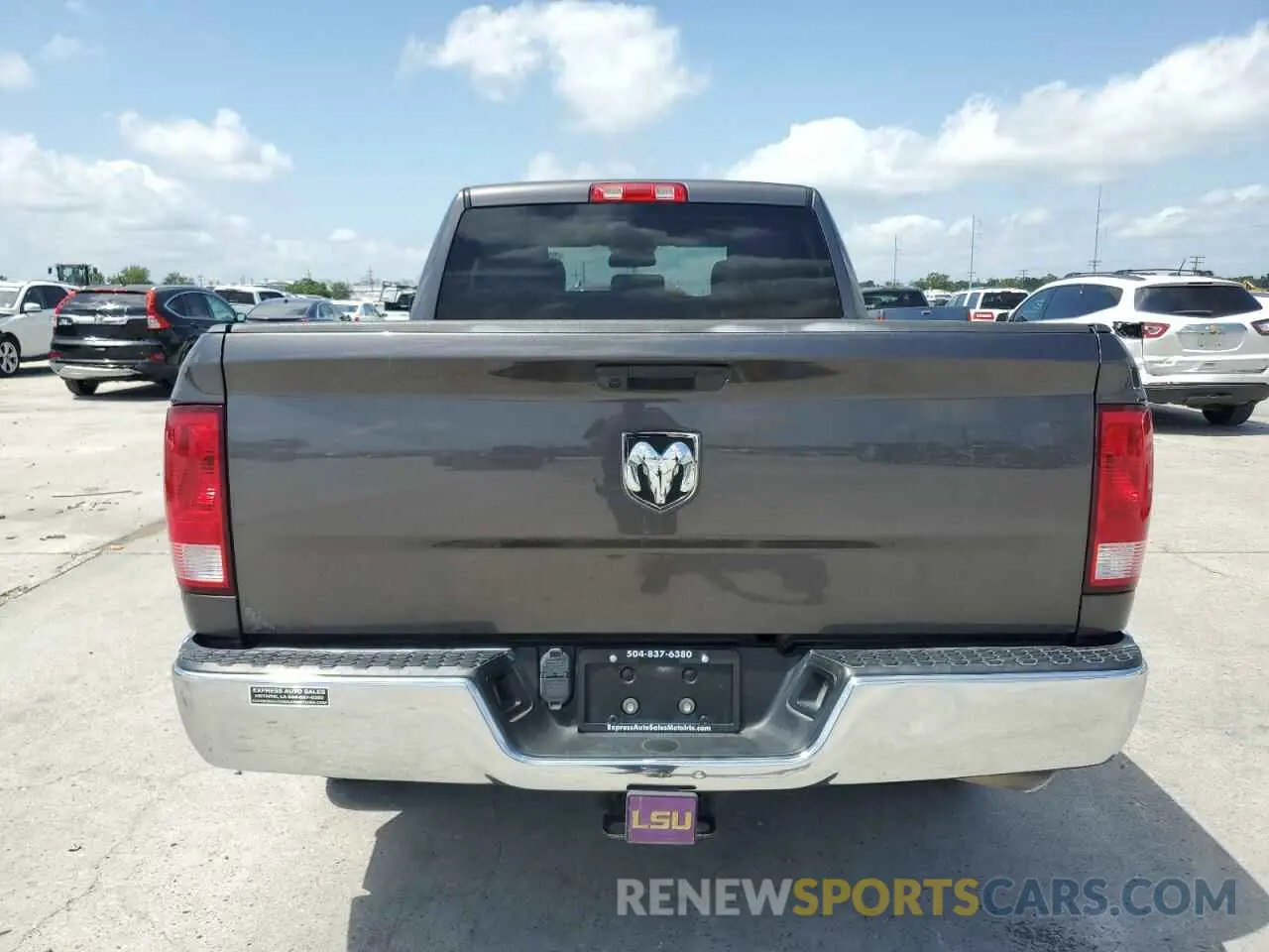 6 fotografías del automóvil dañado 1C6RR6FG1KS620004 RAM 1500 2019